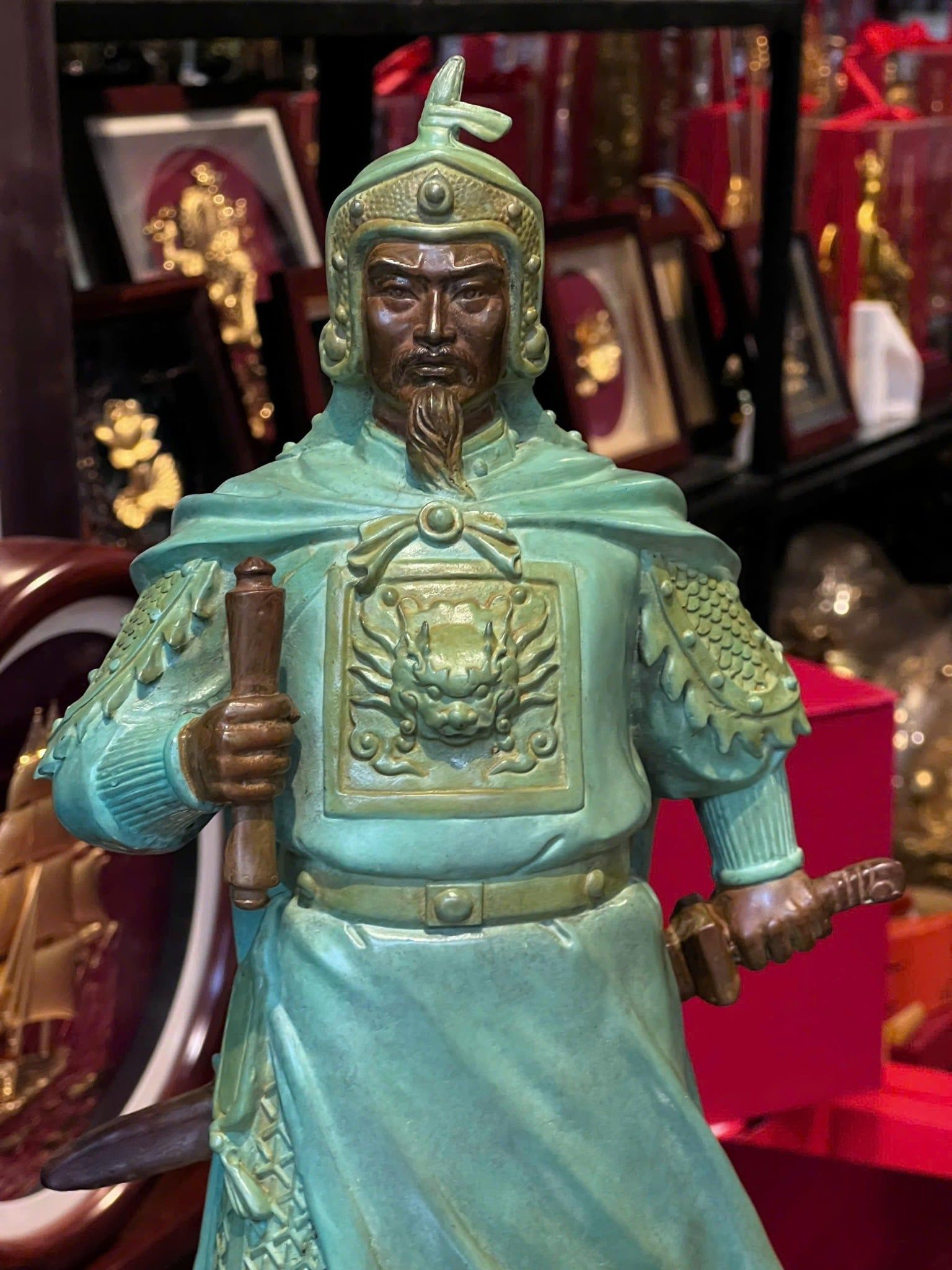 Tượng đồng trần hưng đạo cao 50cm patina xanh ngọc lục bích vân cổ