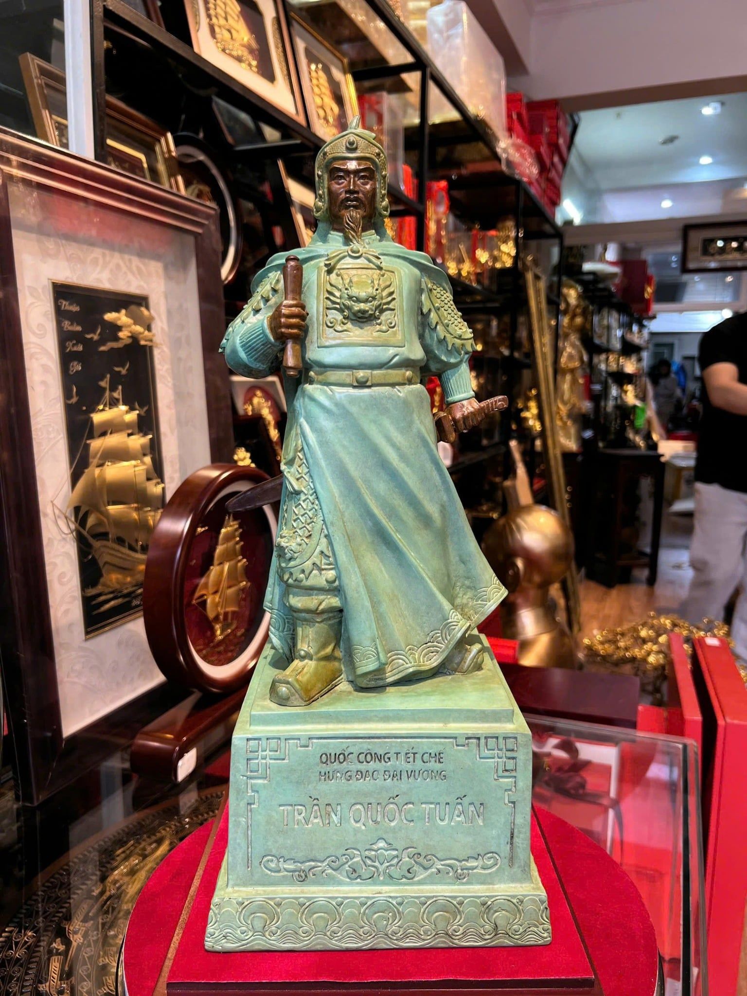 Tượng đồng trần hưng đạo cao 50cm patina xanh ngọc lục bích vân cổ