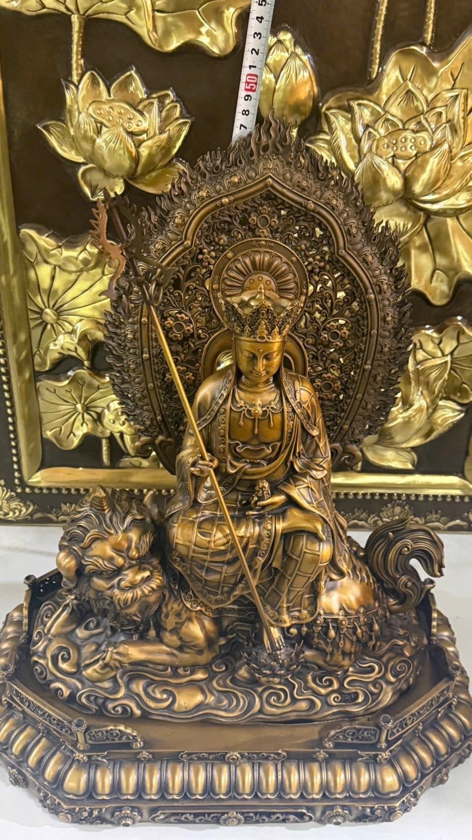 Tượng Địa Tạng Vương Bồ tát bằng đồng