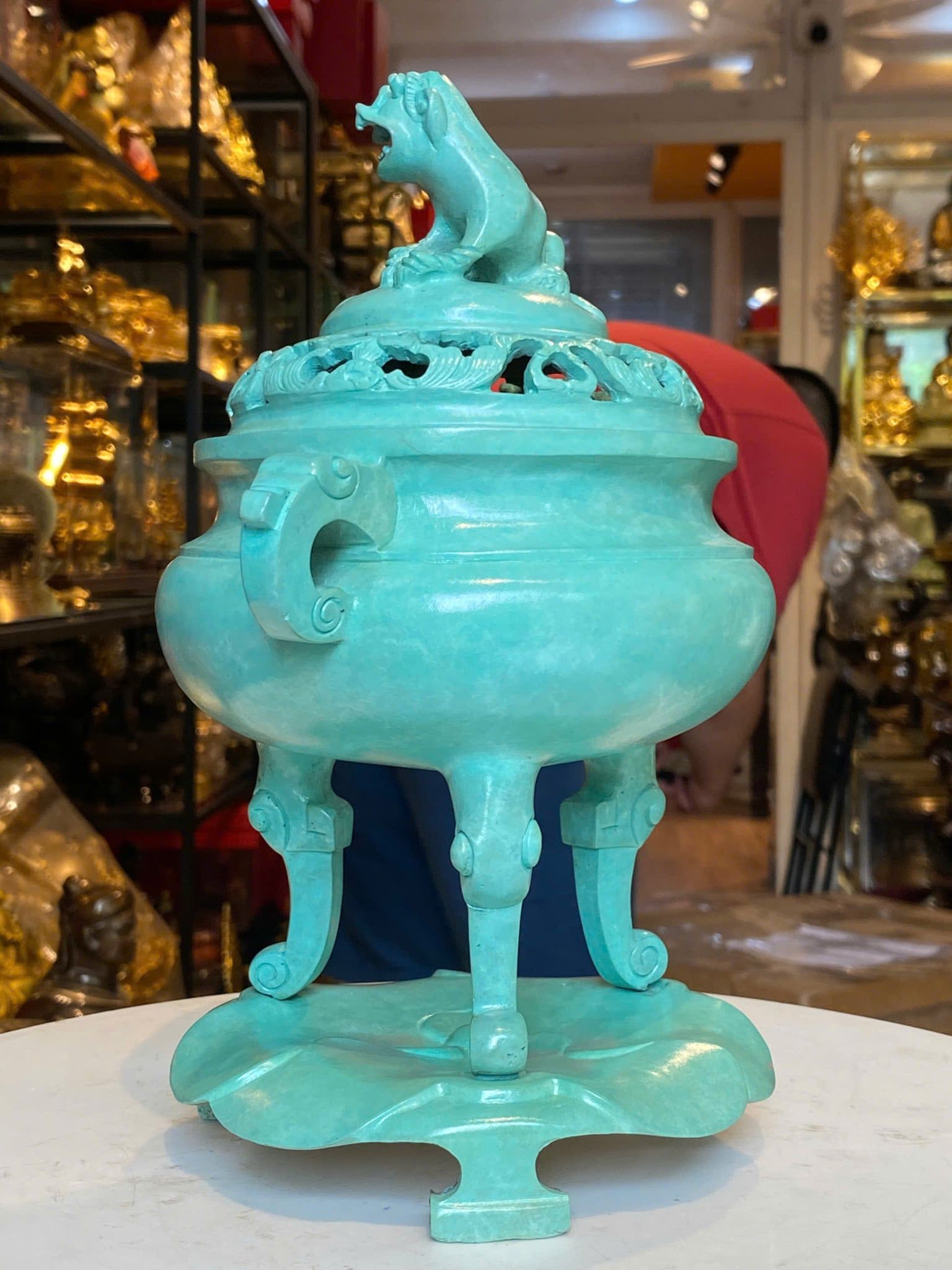Lư đốt trầm bằng đồng patina xanh ngọc lục bích