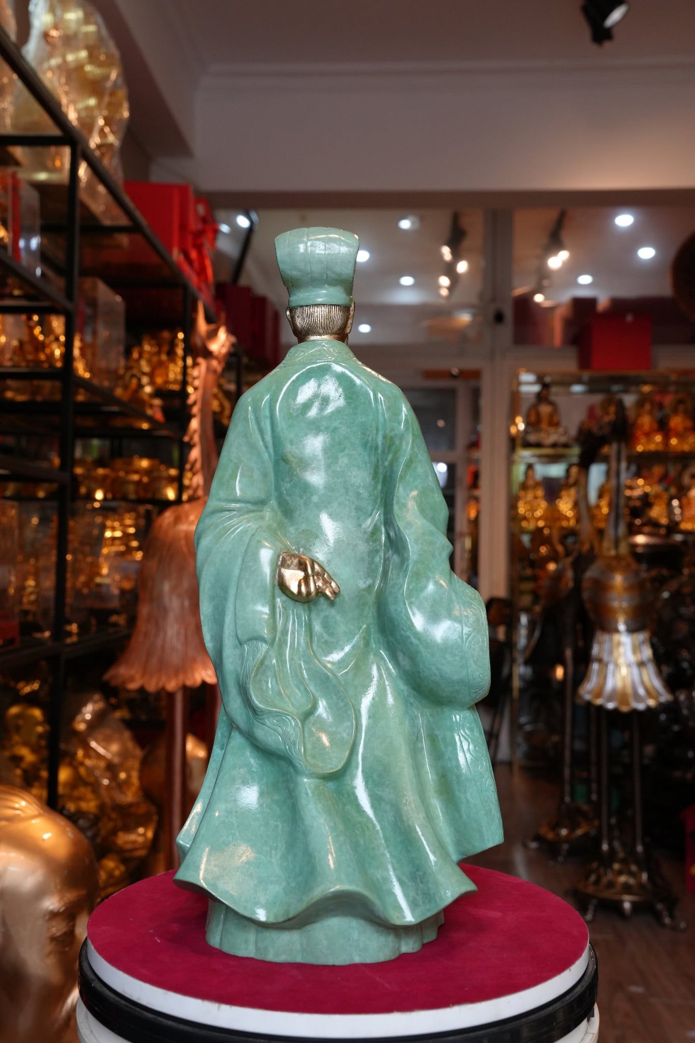 Tượng Khổng Minh bằng đồng