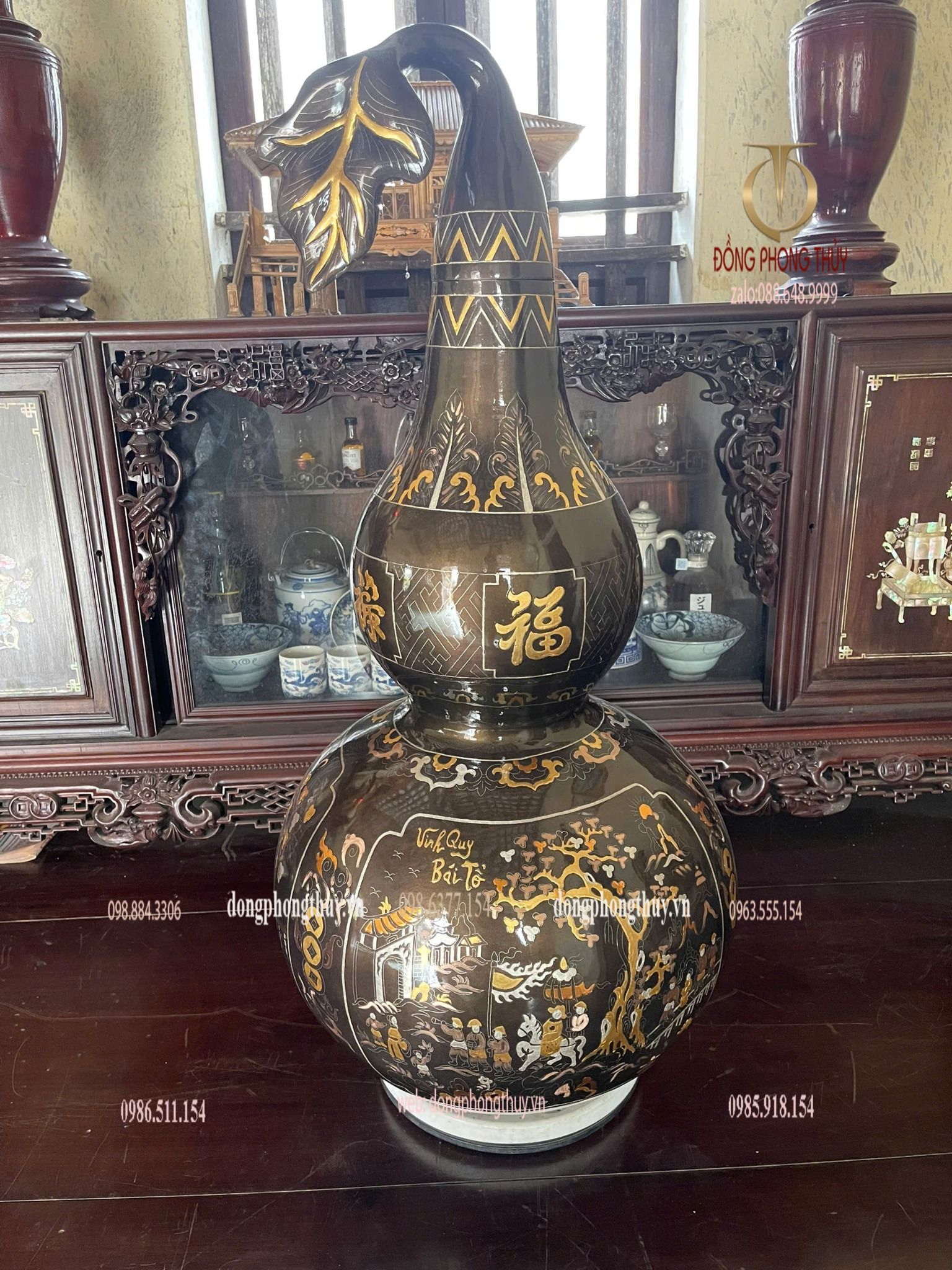 Hồ lô khảm tam khí cao 81cm bằng đồng đỏ