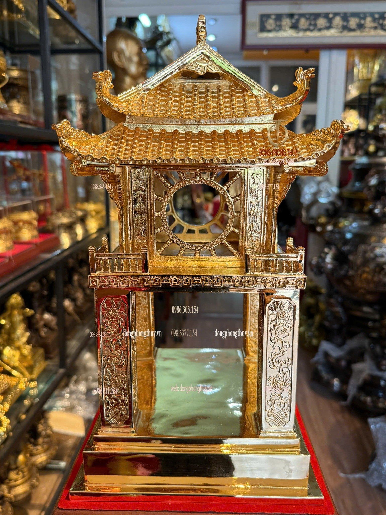 Khuê văn các mạ vàng 24k bằng đồng