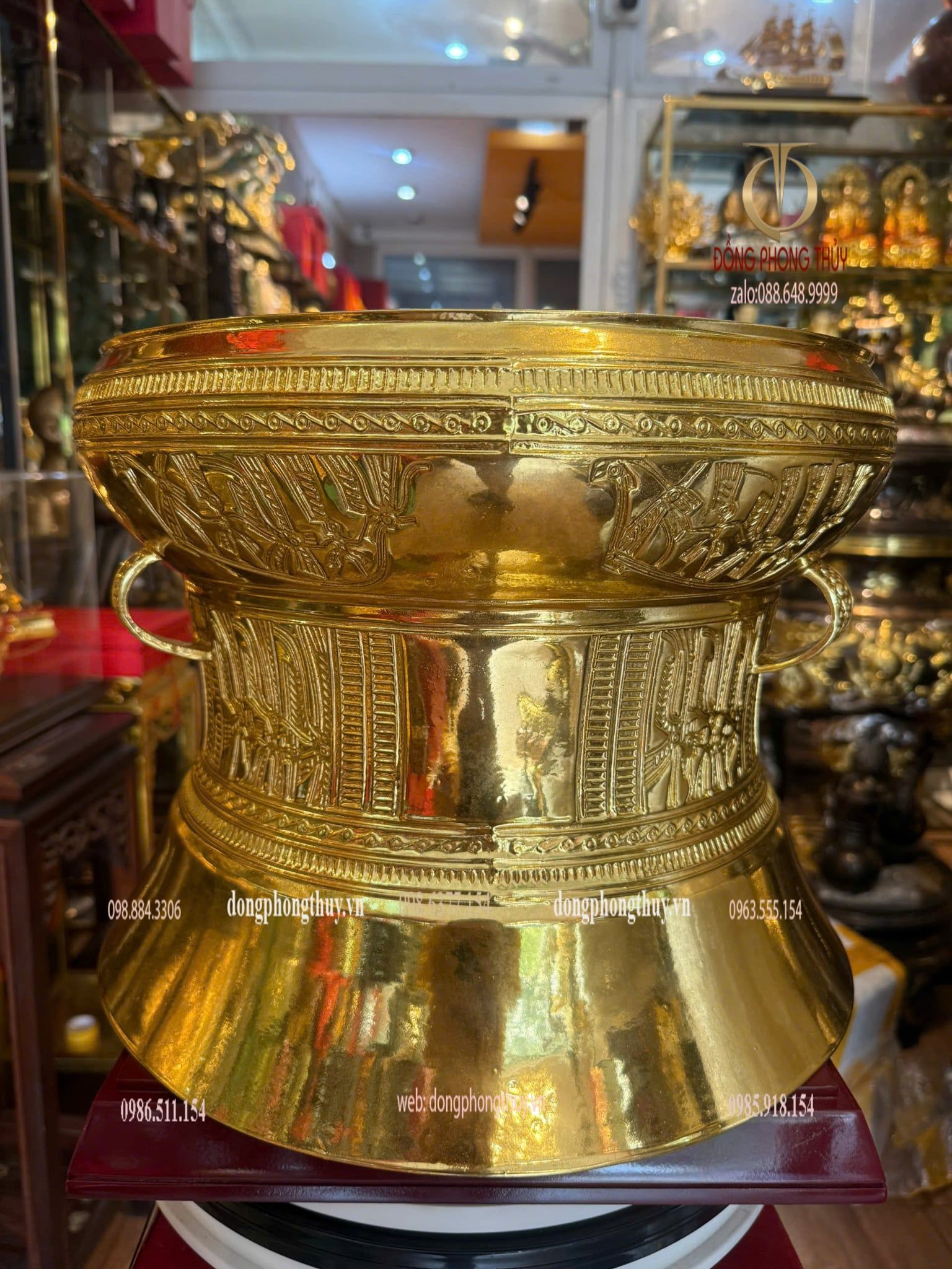 Quả trống đồng đỏ dát vàng