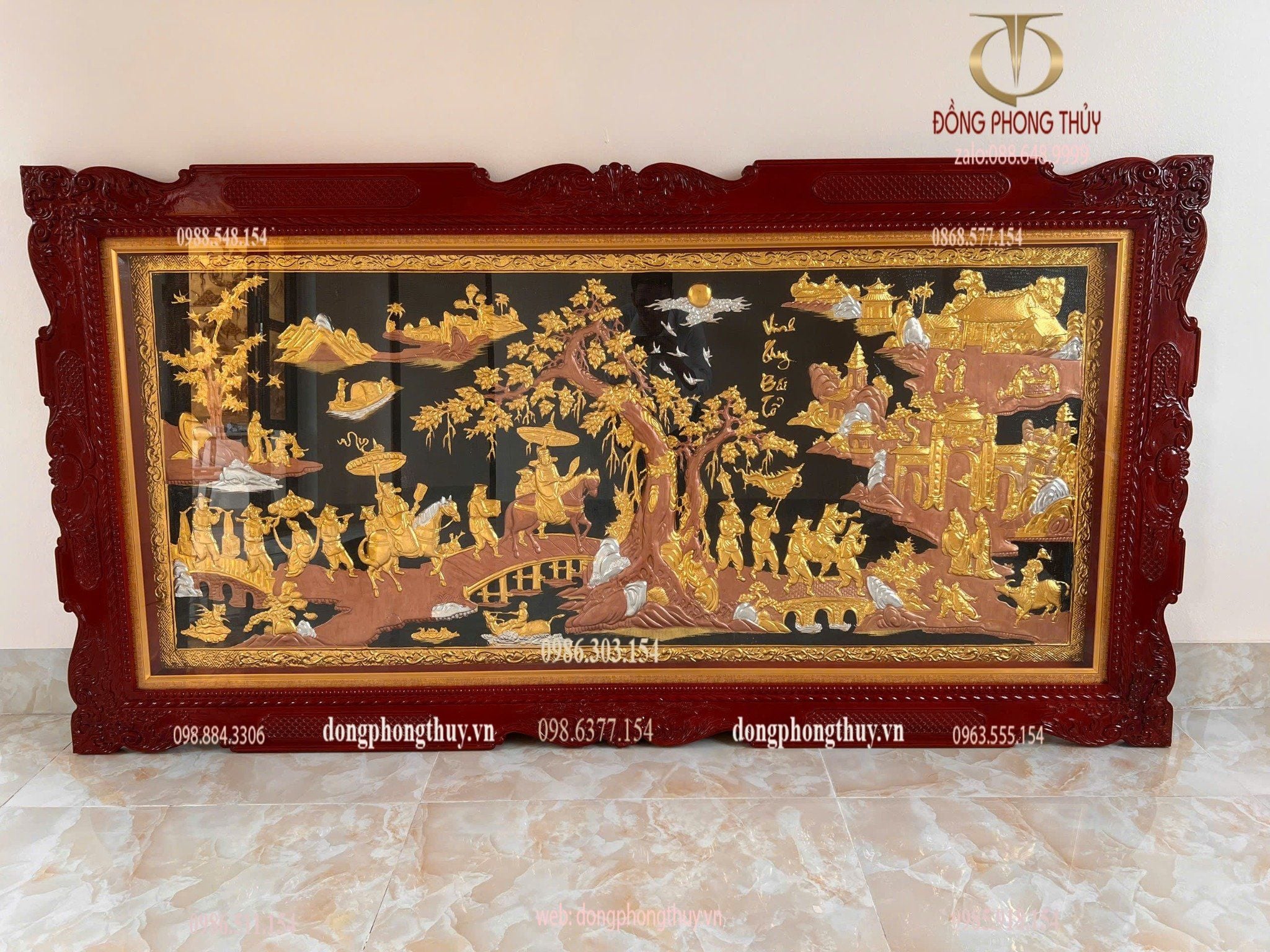 Tranh vinh quy bái tổ dát vàng bạc