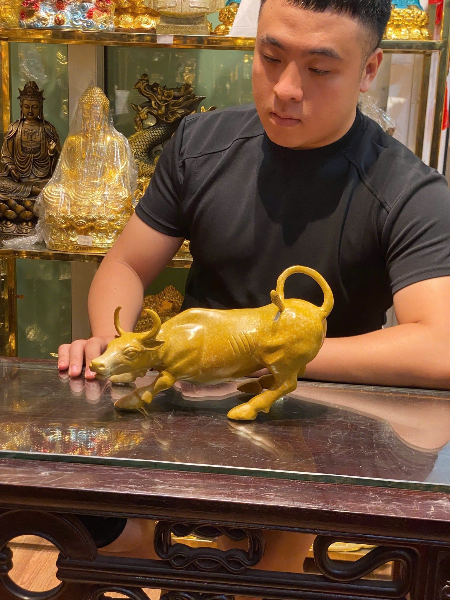 Tượng Trâu bằng đồng