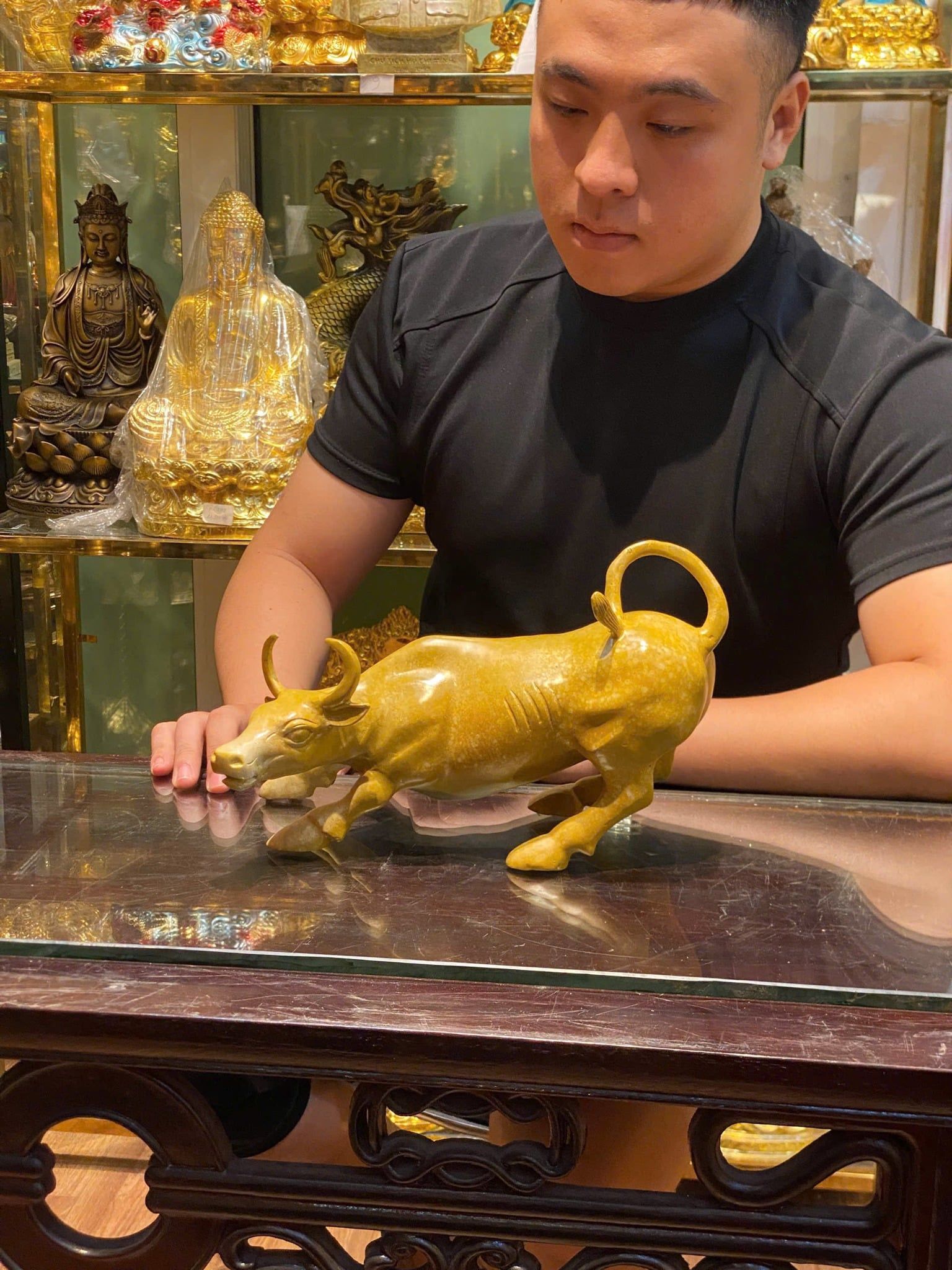 Tượng Trâu bằng đồng