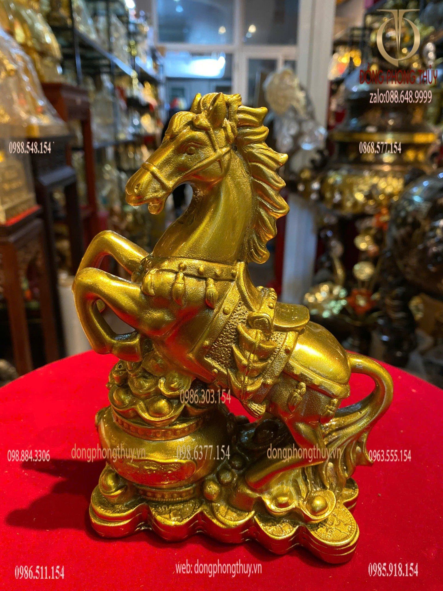 Tượng ngựa phong thủy hũ tiền