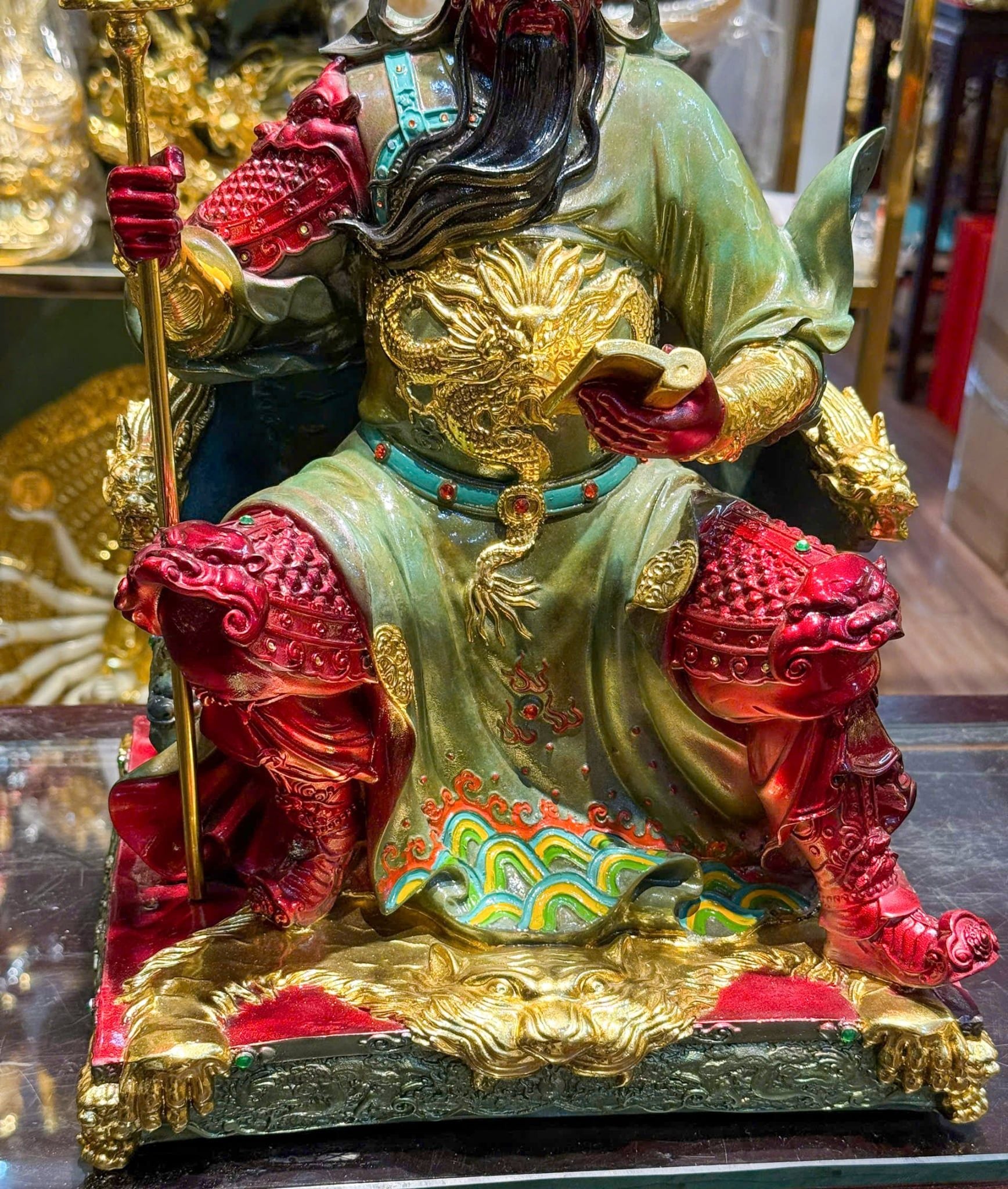 Tượng Quan Thánh đế quân bằng đồng