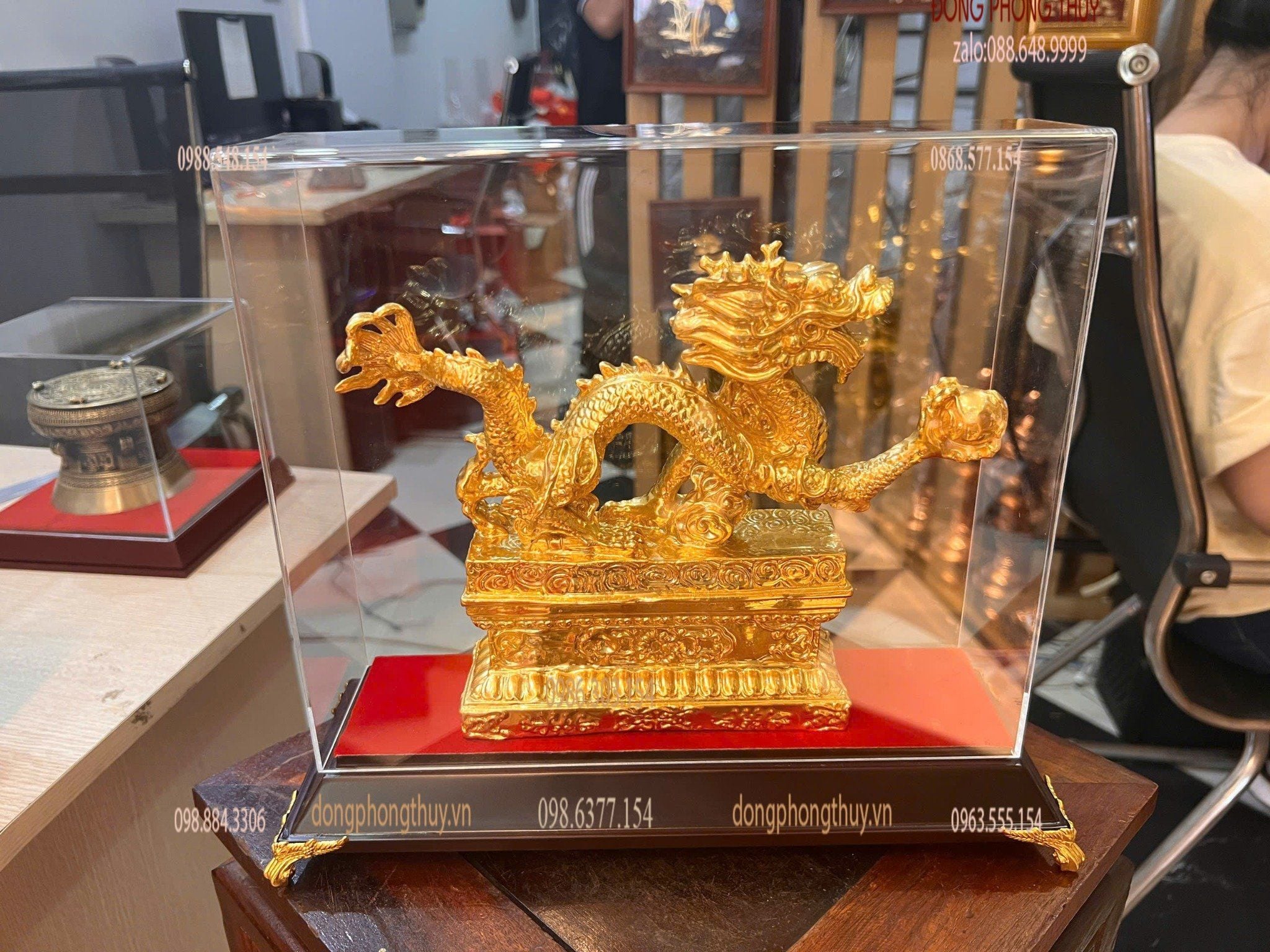 Tượng rồng bằng đồng dát vàng 24k