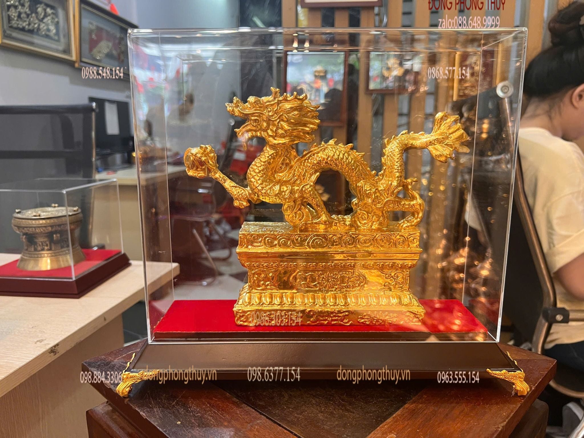 Tượng rồng bằng đồng dát vàng 24k