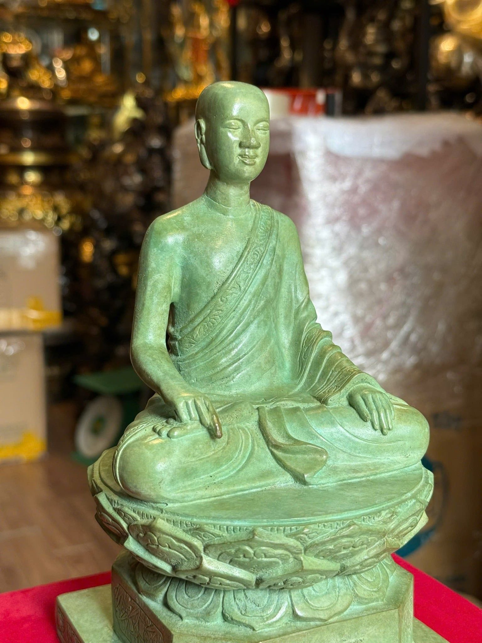Tượng phật hoàng trần nhân tông bằng đồng