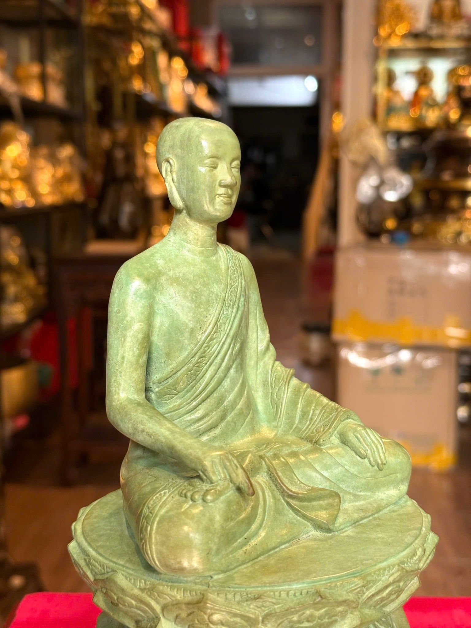 Tượng phật hoàng trần nhân tông bằng đồng