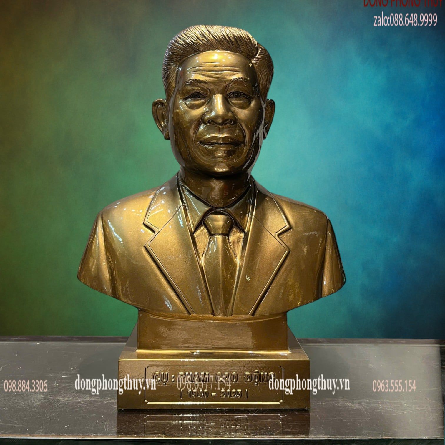 Tượng chân dung truyền thần bằng đồng