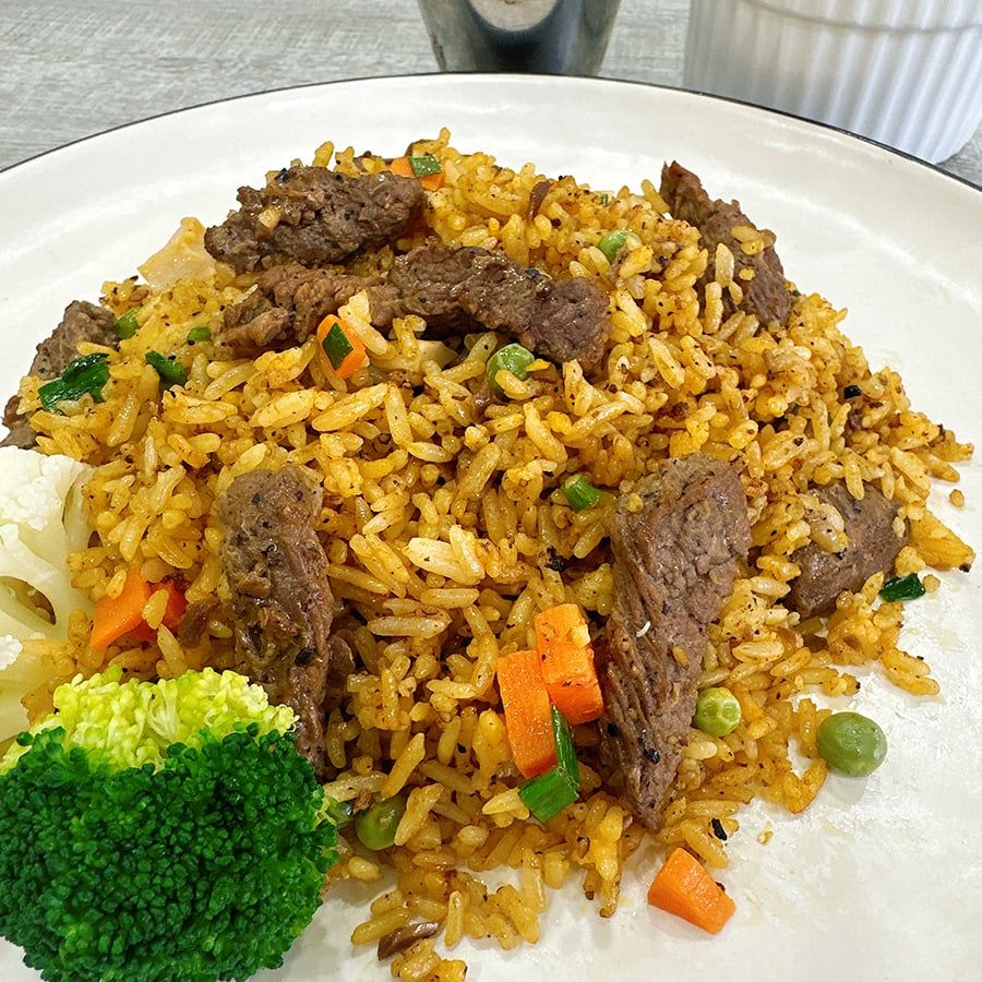 CƠM CHIÊN BÒ ÚC SỐT TIÊU (CAY)
