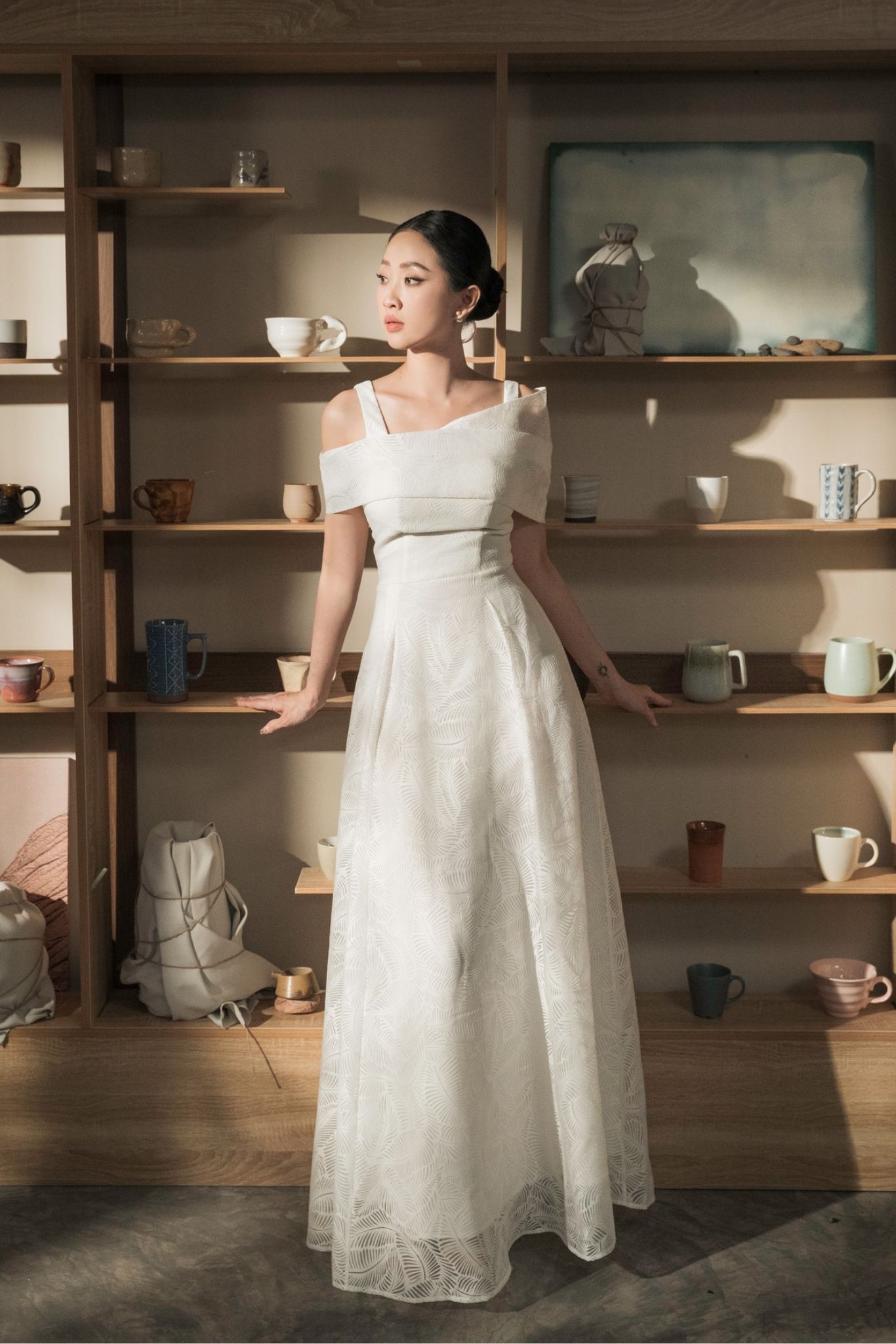 MC Liêu Hà Trinh X DESI DRESS