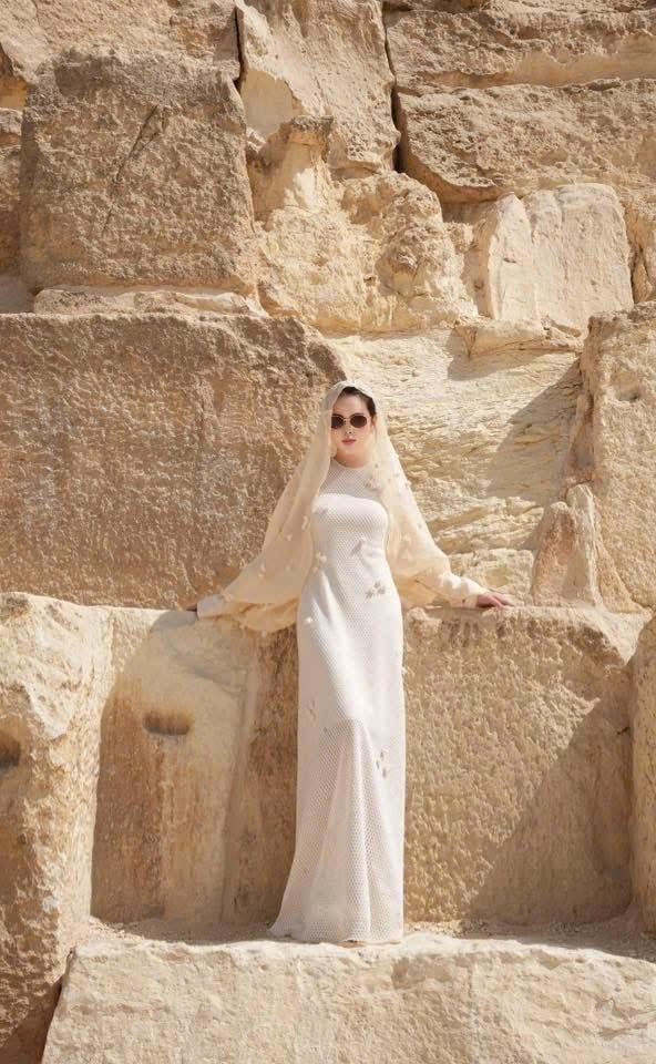 Thanh Thu Lê X ELIE EMB TOP & CLIO DRESS
