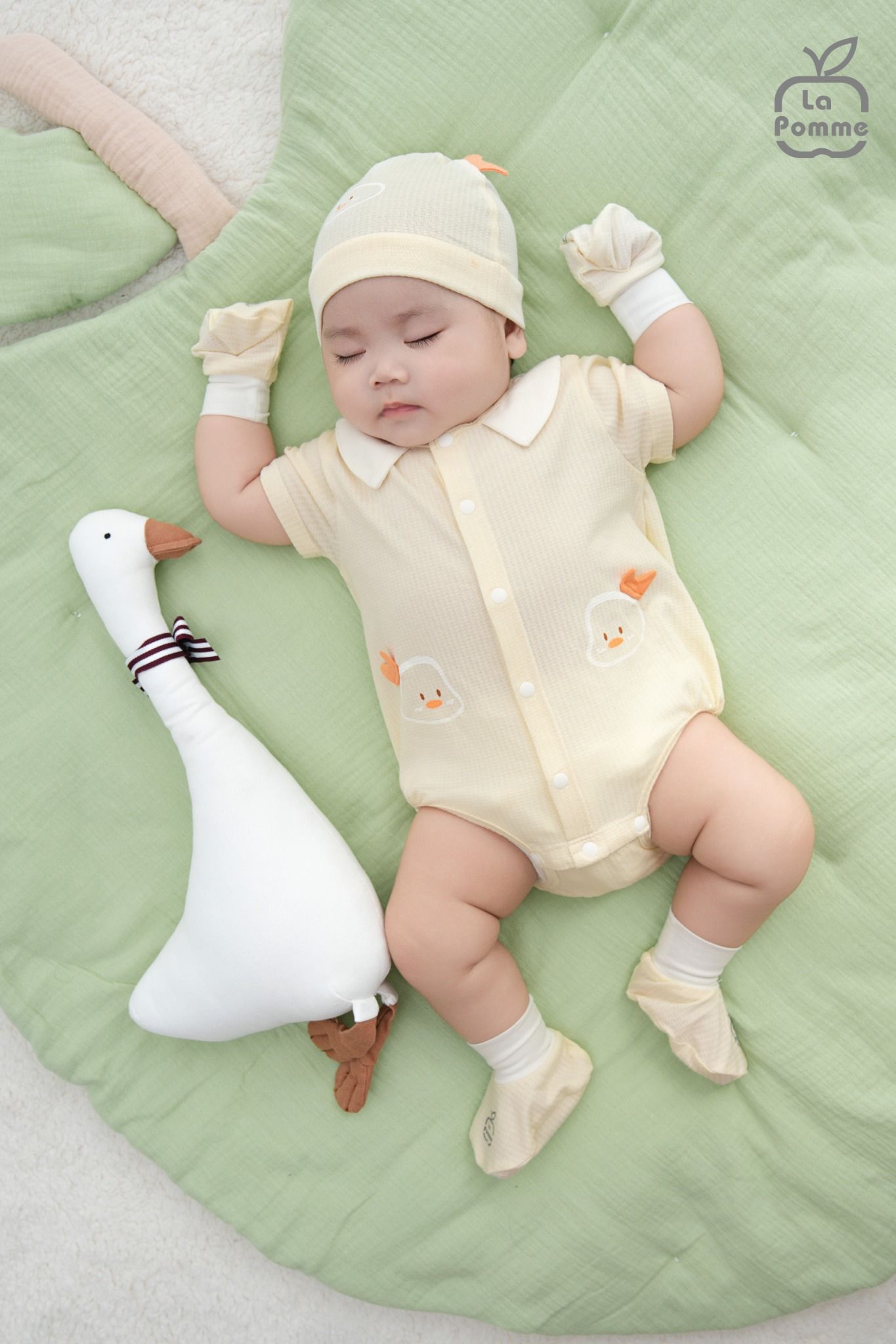 Set bao tay bao chân La Pomme Bé yêu bồng bềnh