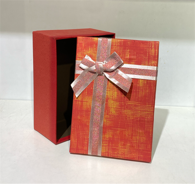 Hộp quà chữ nhật 10x16x23 cm