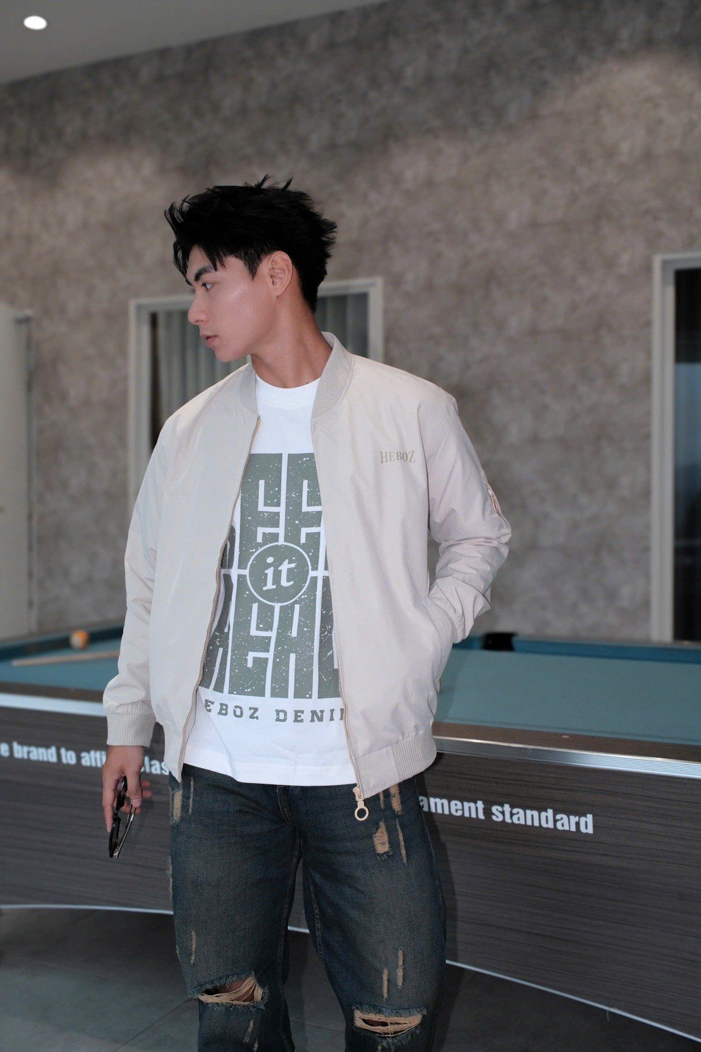 OUTFIT 240
