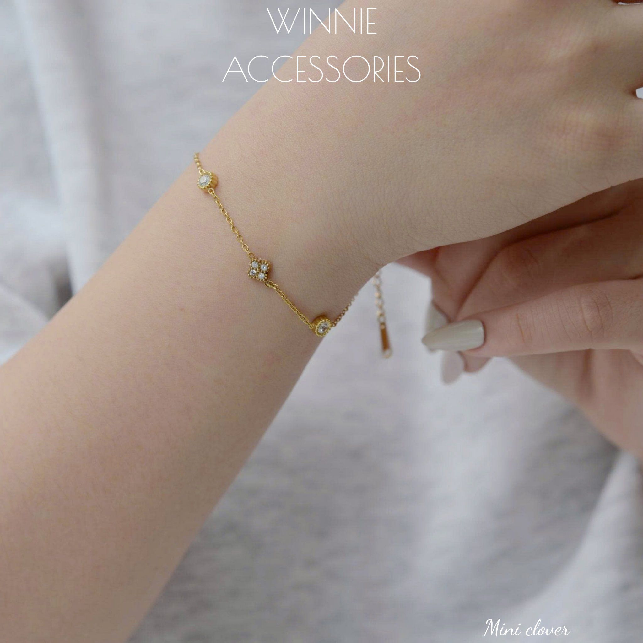 Lắc tay Titan Mini Clover
