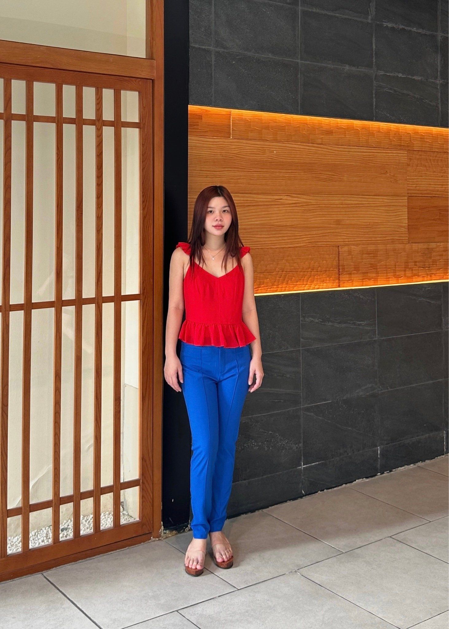 Quần ôm ly gân