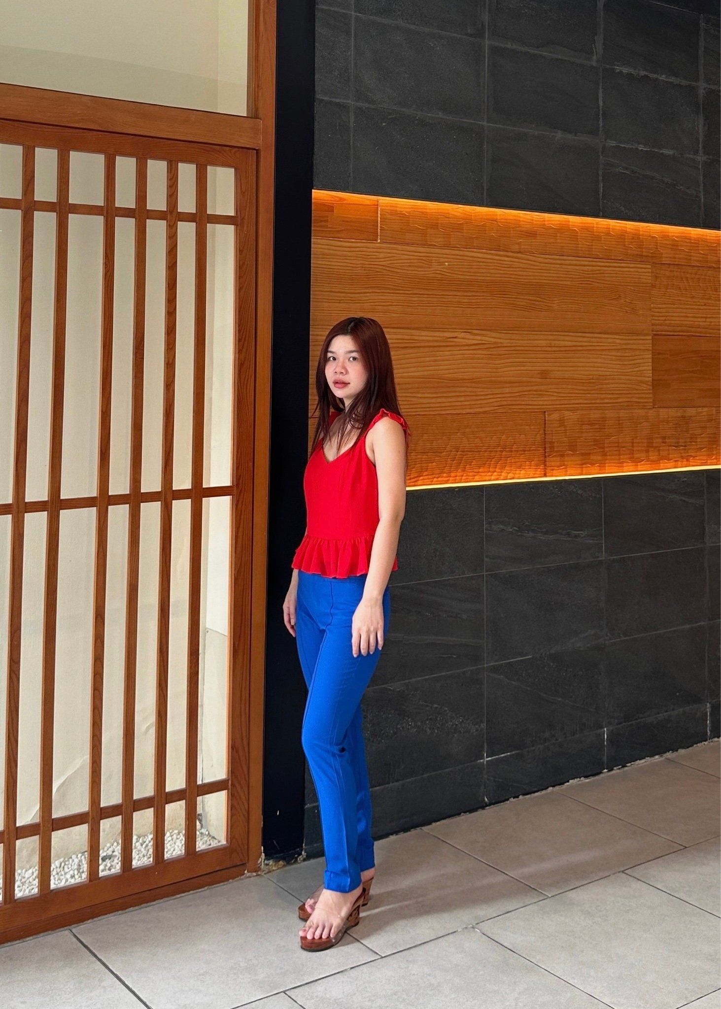 Quần ôm ly gân