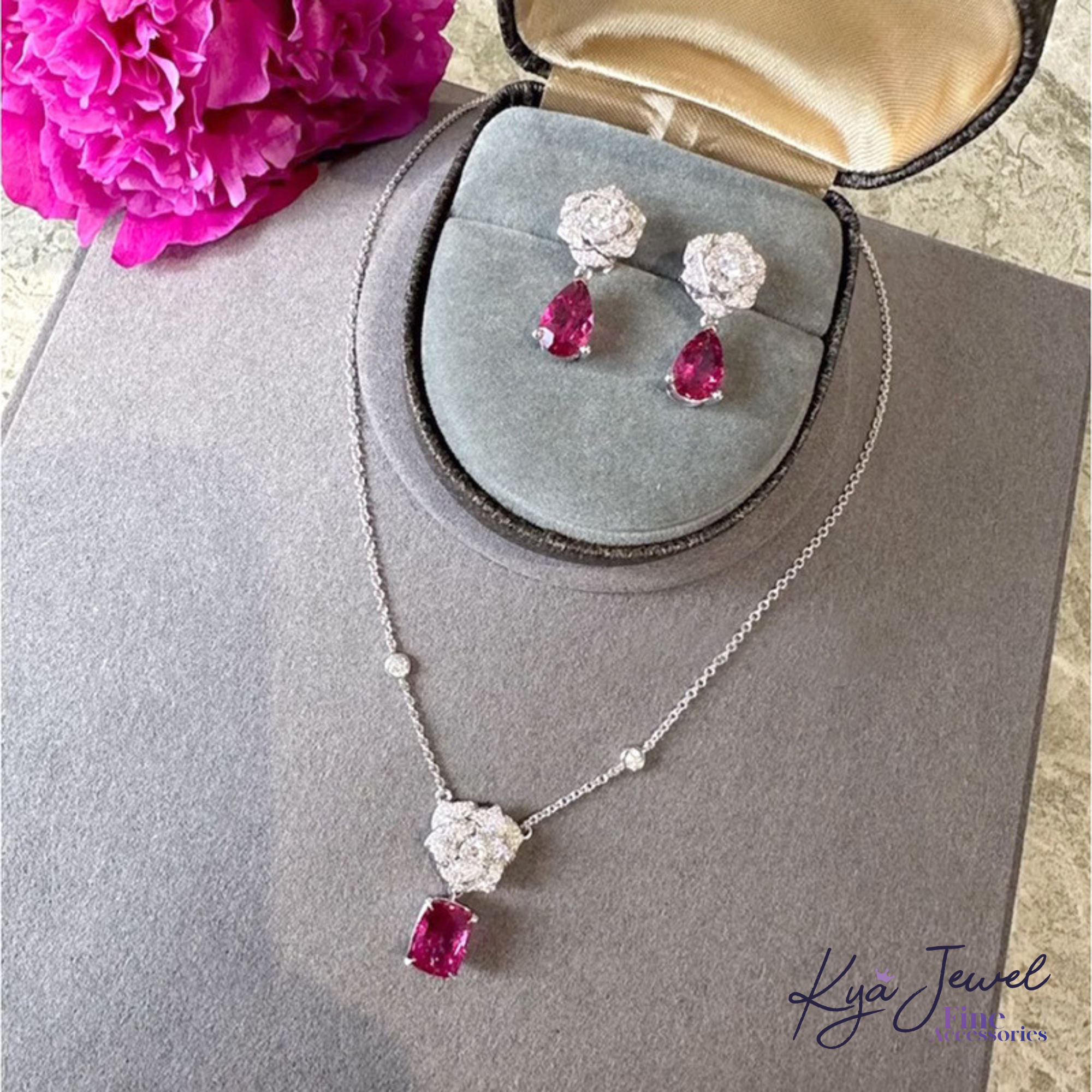 Dây chuyền nữ bạc Ý Charming Camellia