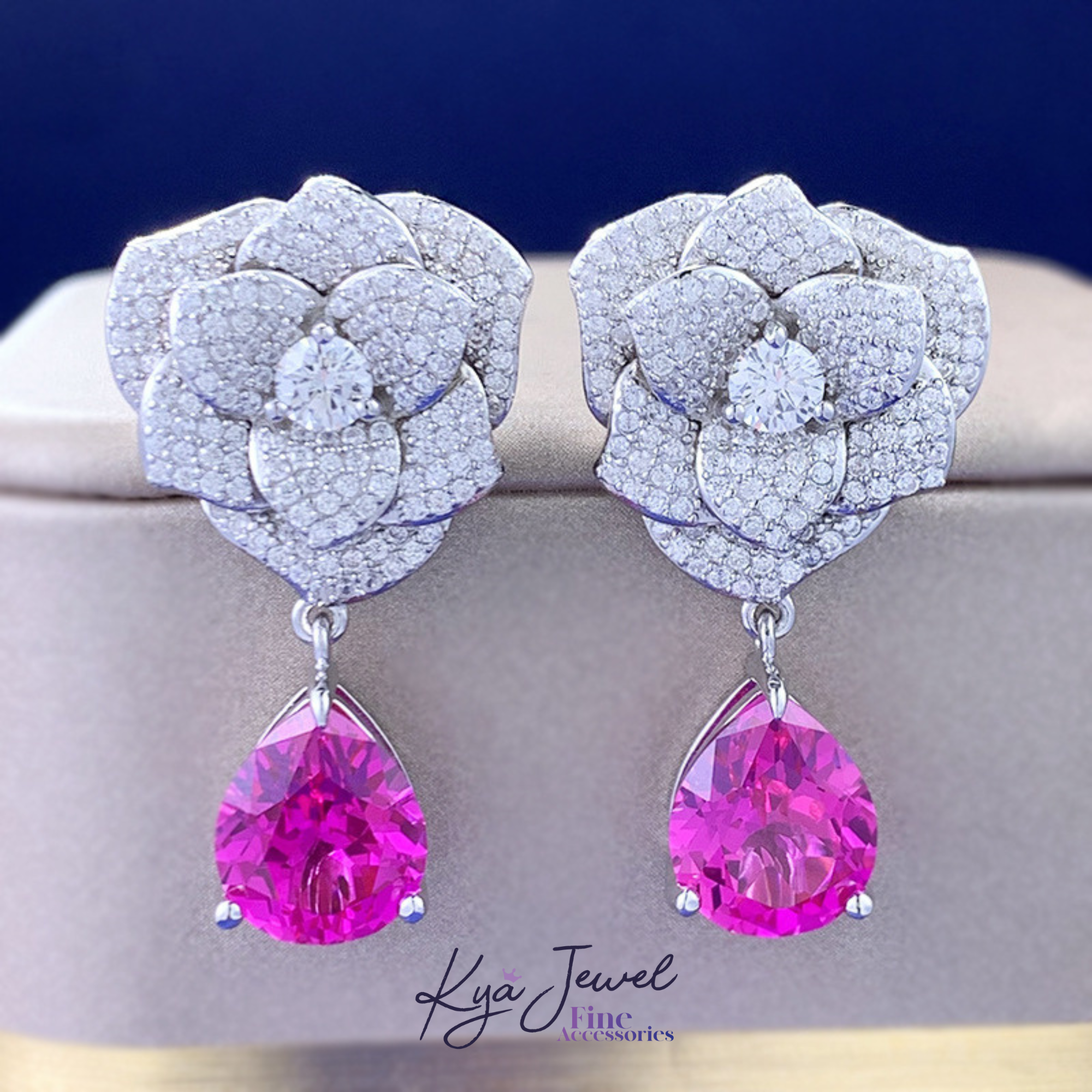 Khuyên tai nữ bạc Ý Charming Camellia