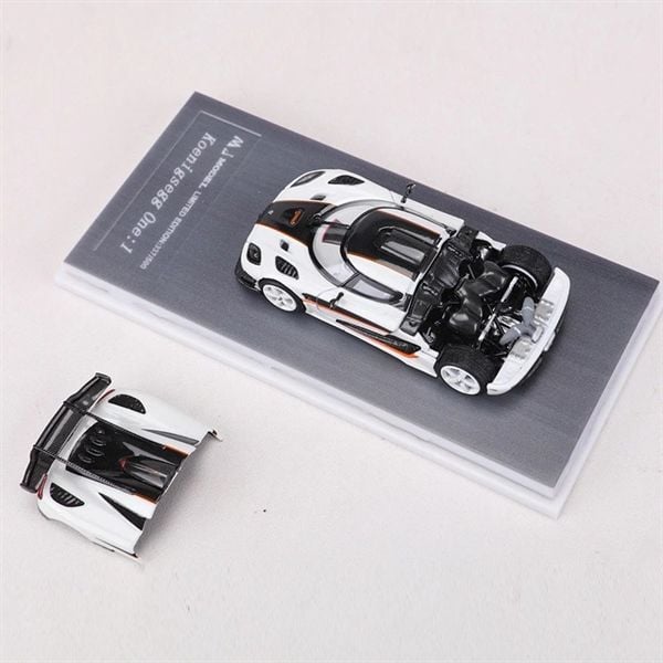 Mô hình xe Koenigsegg One:1 Open Tail mở được nắp máy sau tỉ lệ 1:64 MJ model LMLF-one1