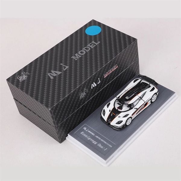 Mô hình xe Koenigsegg One:1 Open Tail mở được nắp máy sau tỉ lệ 1:64 MJ model LMLF-one1