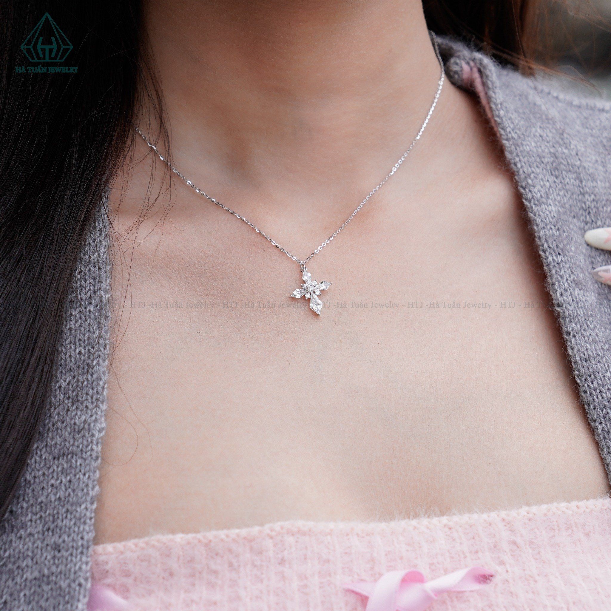 N596 Dây mặt liền thánh giá Full đá