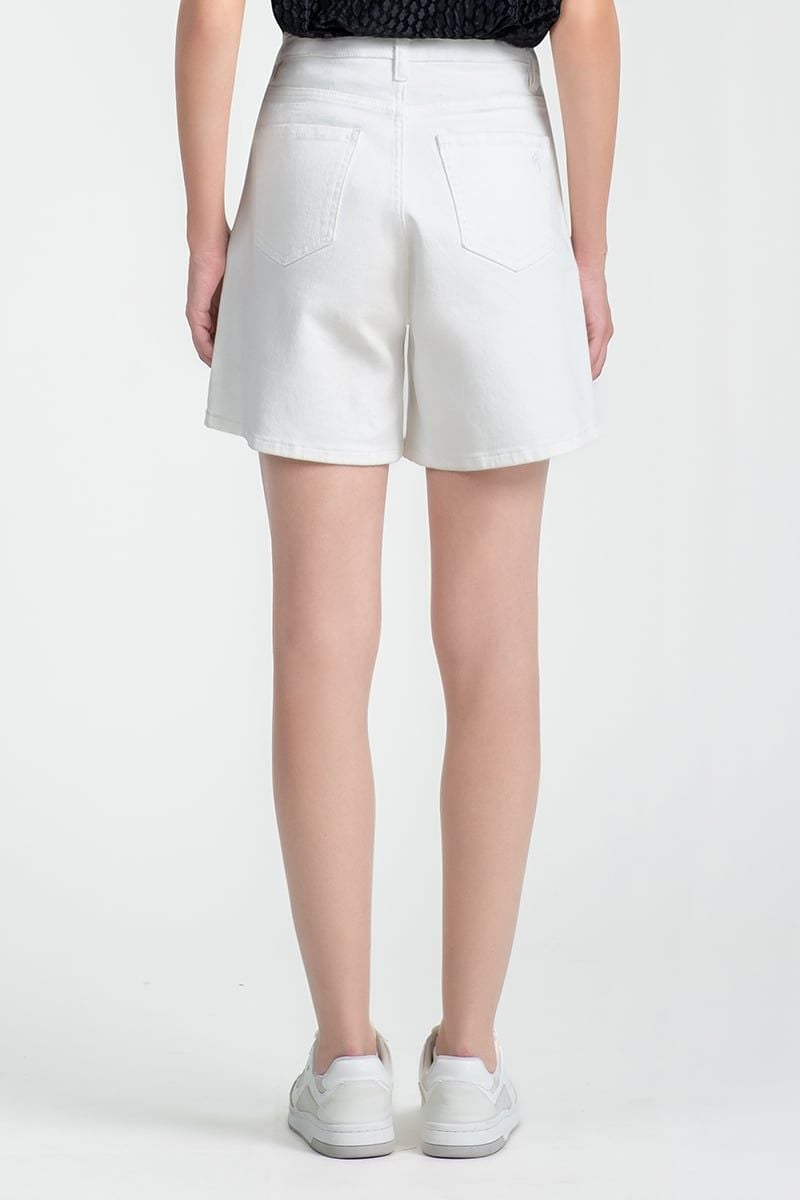Quần Short Trắng Form Suông FWSP25FH03G-J