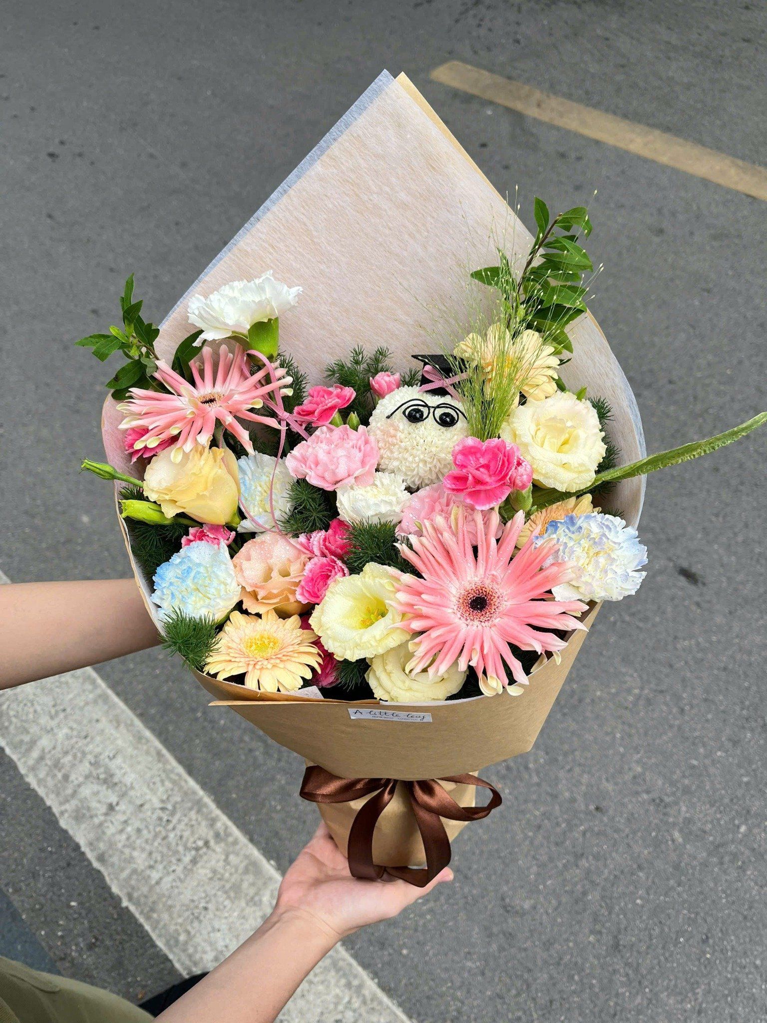 Bó Hoa Chúc Mừng Tốt Nghiệp