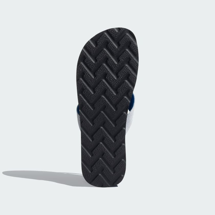 Dép xỏ ngón adidas Zenith