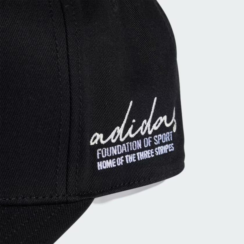 Mũ lưỡi trai Varsity Snapback