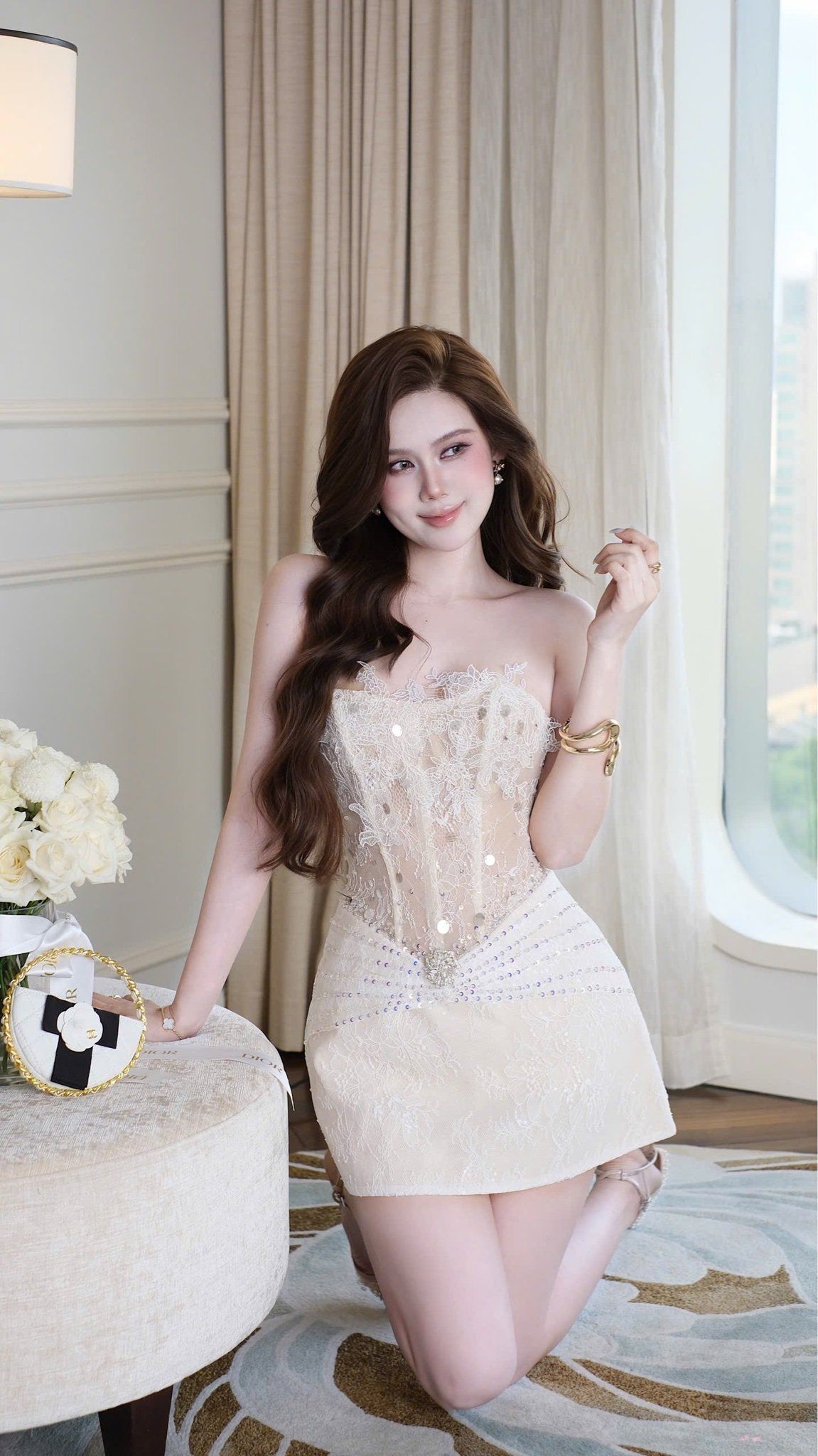 Đầm Cup Kết Châu Kèm Charm