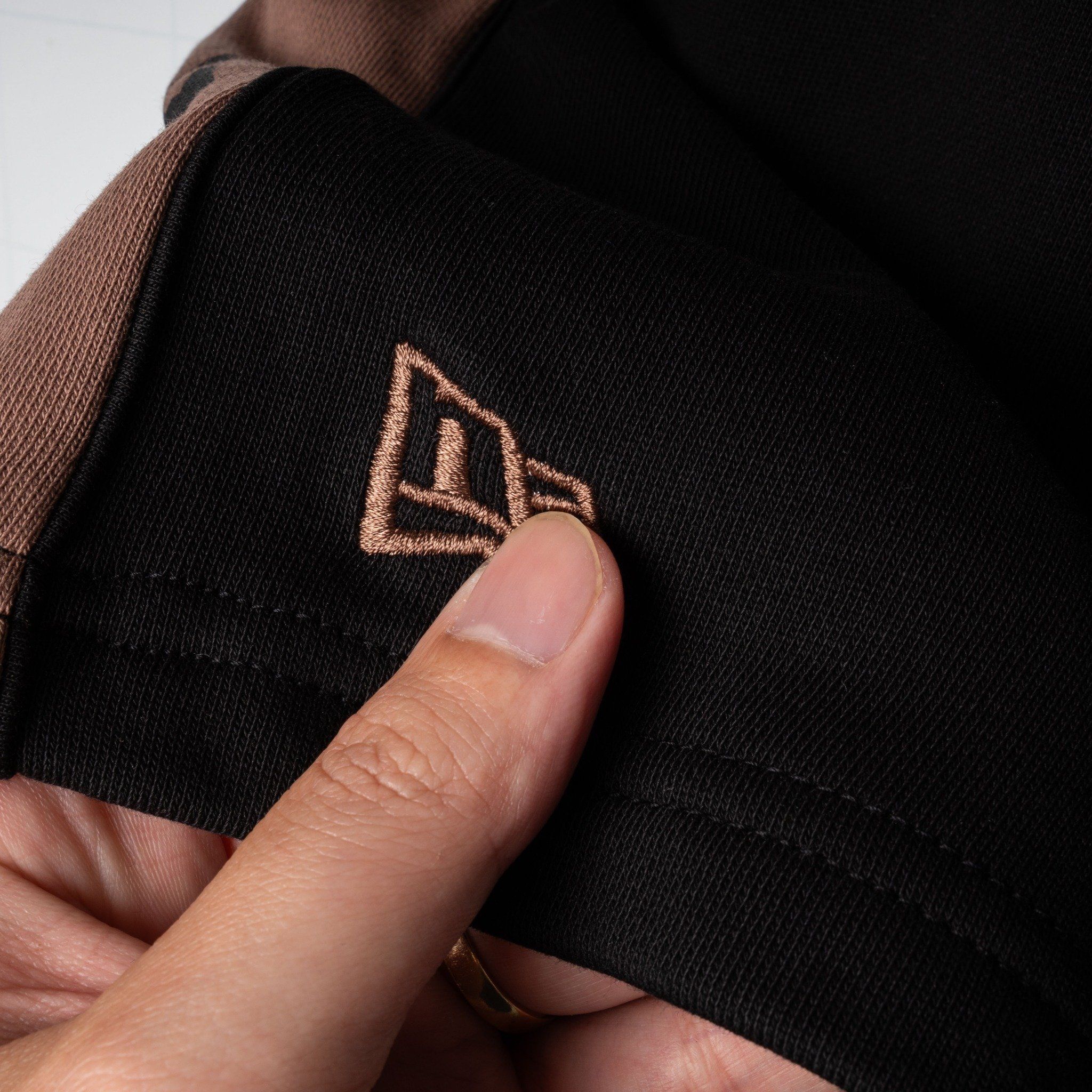 Short Thun NEW.ERA NY Viền Nâu