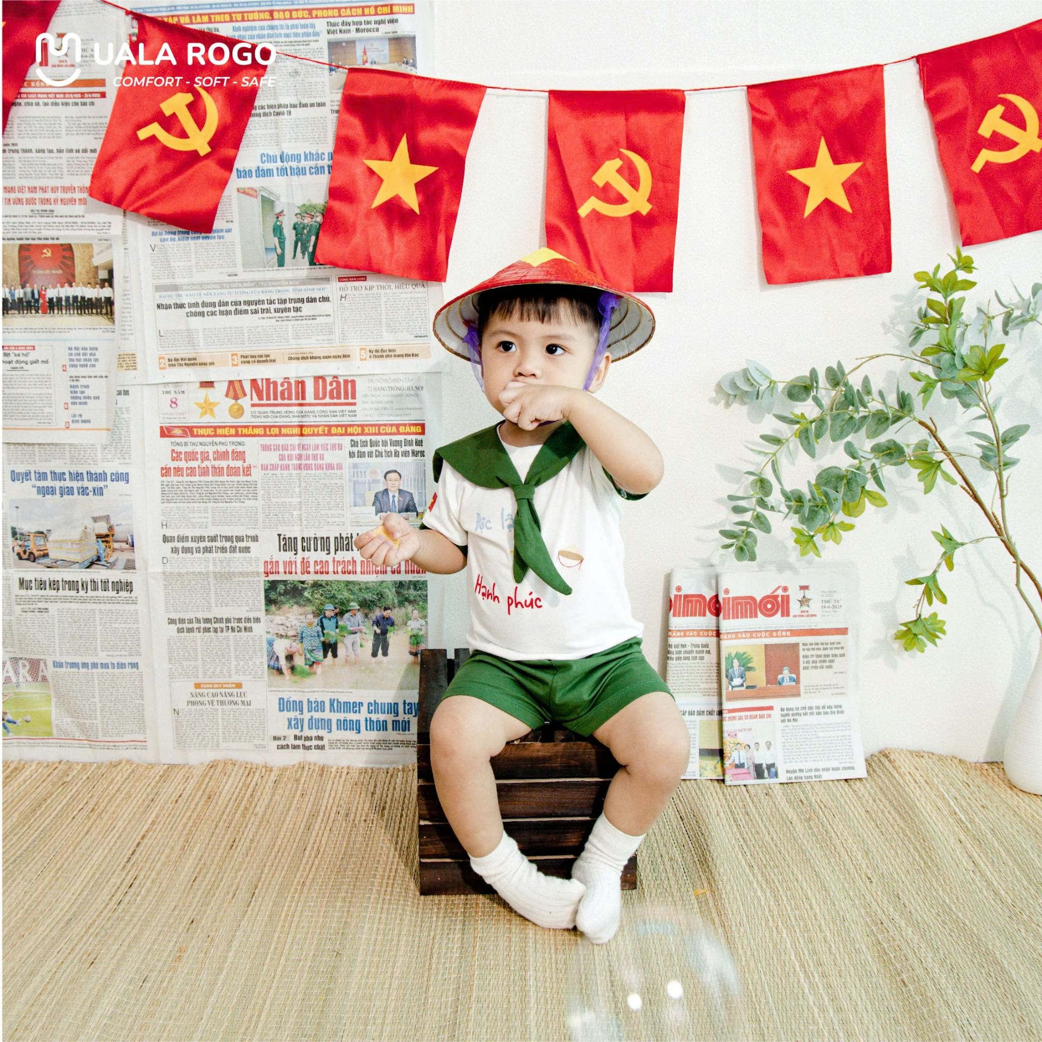 Bộ Cộc Em Bé Yêu Nước UR 2229
