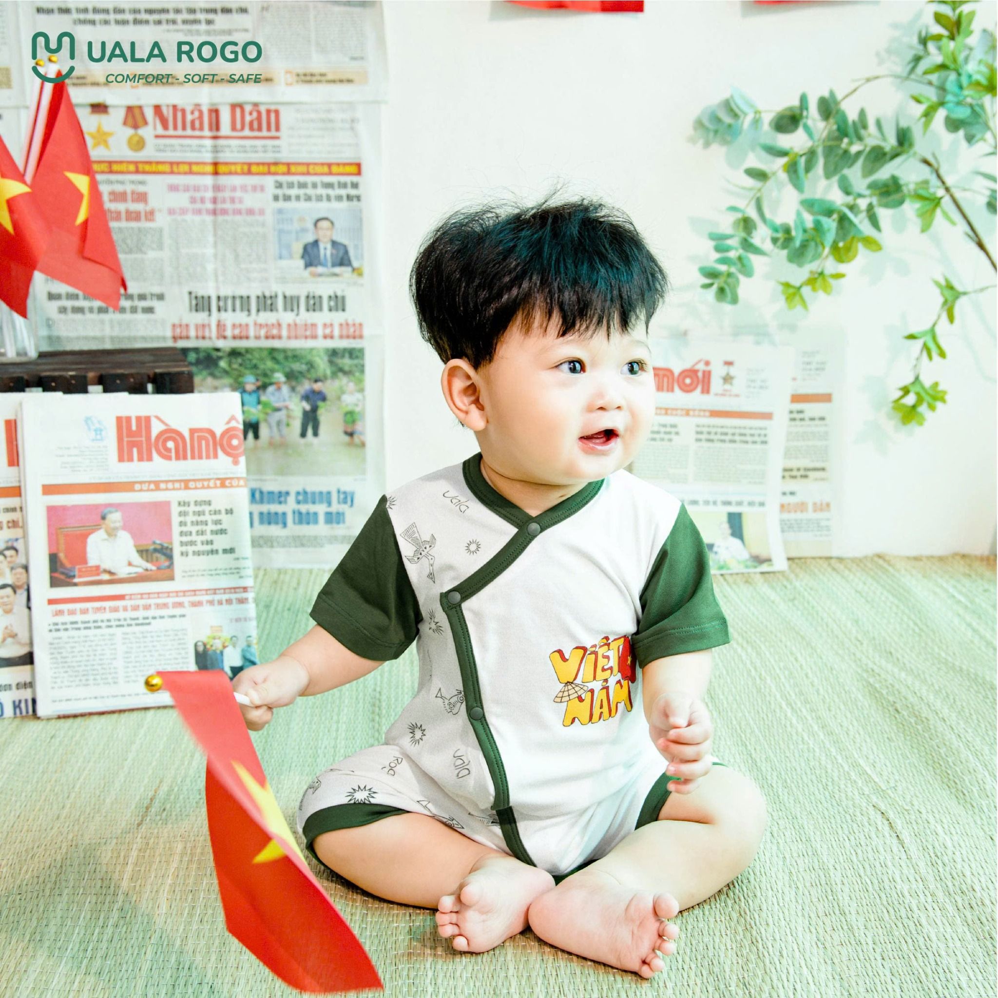 Body Cộc Petit Em Bé Yêu Nước UR 2233