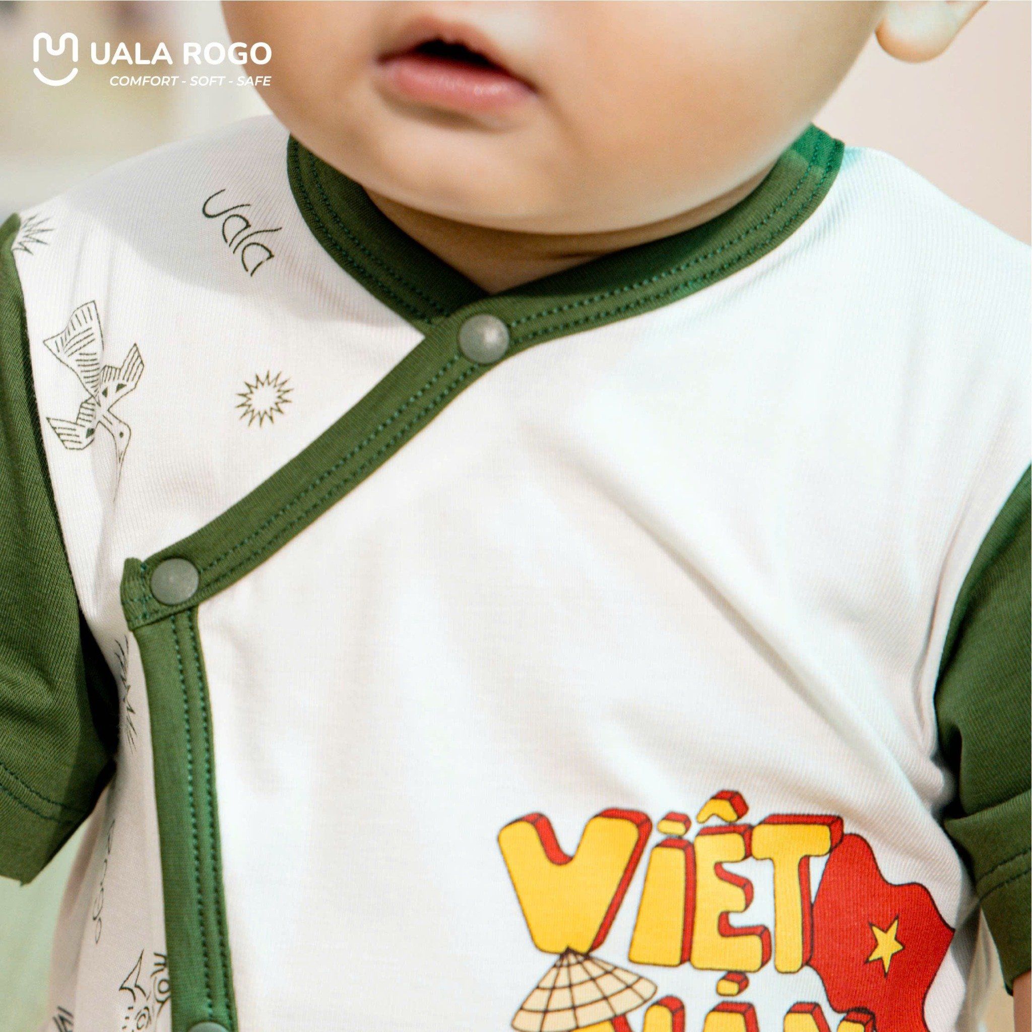 Body Cộc Petit Em Bé Yêu Nước UR 2233