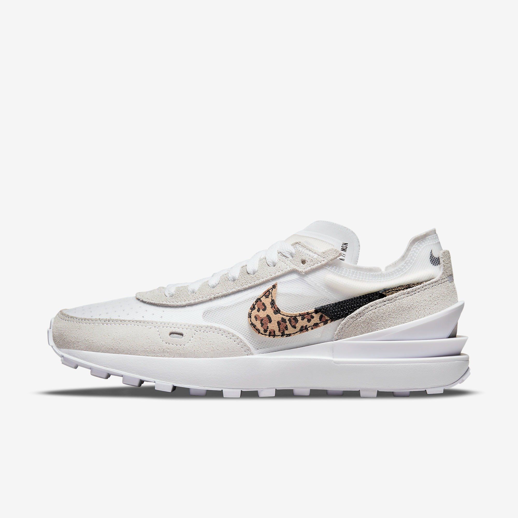 Giày Thể Thao Nữ NIKE Nike Waffle One Se DJ9776-100