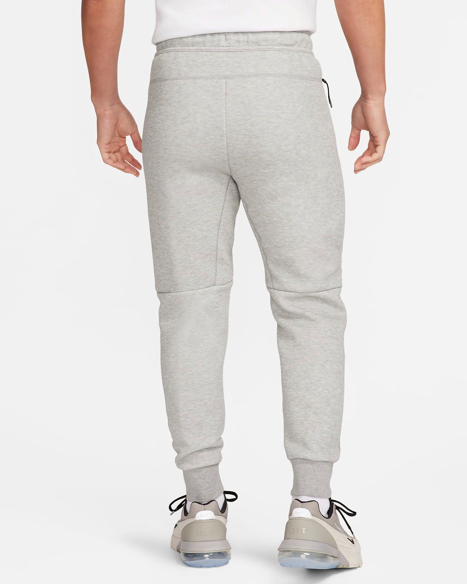 Thể Thao Nam NIKE As M Nk Tch Flc Jggr FB8003-063