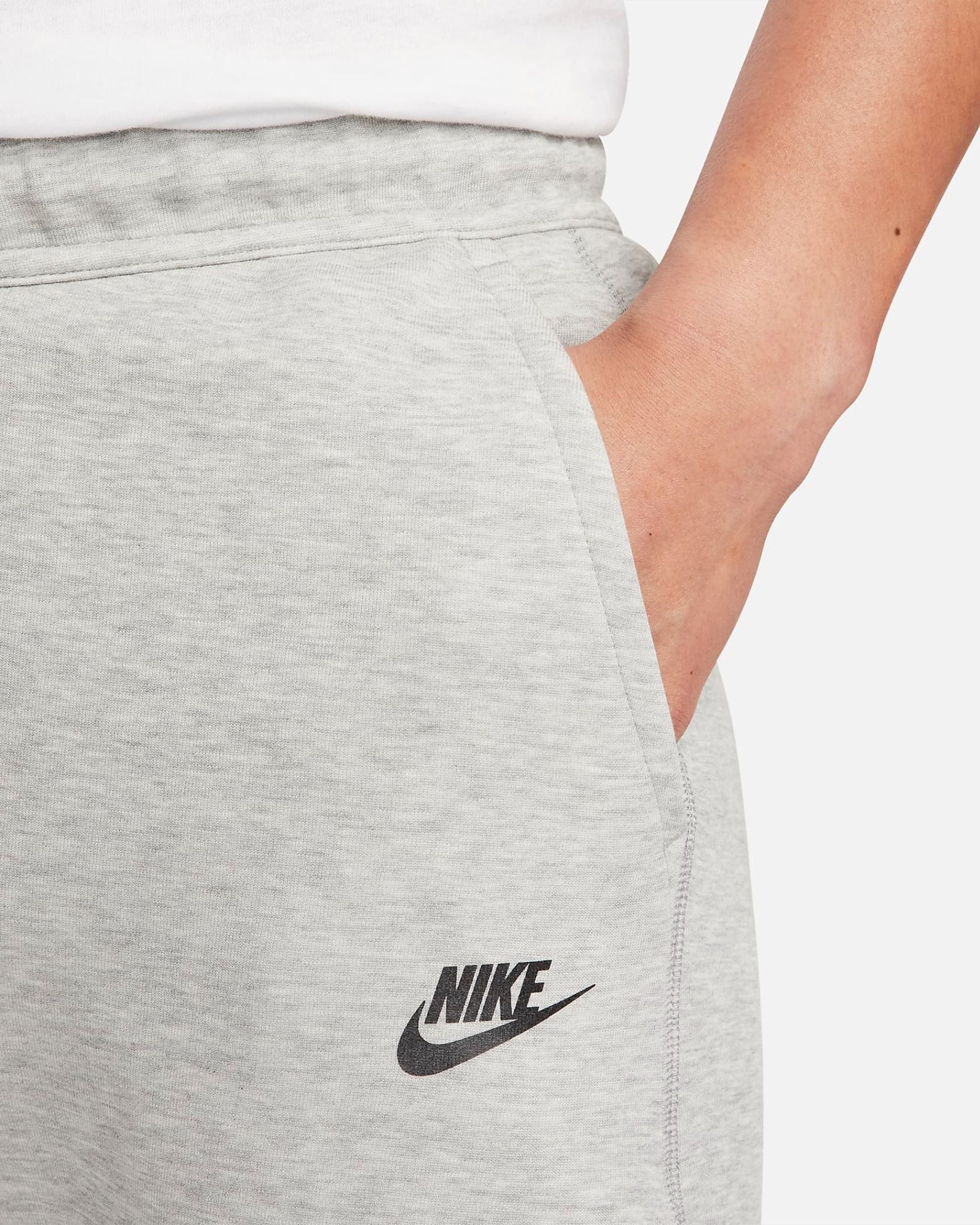 Thể Thao Nam NIKE As M Nk Tch Flc Jggr FB8003-063
