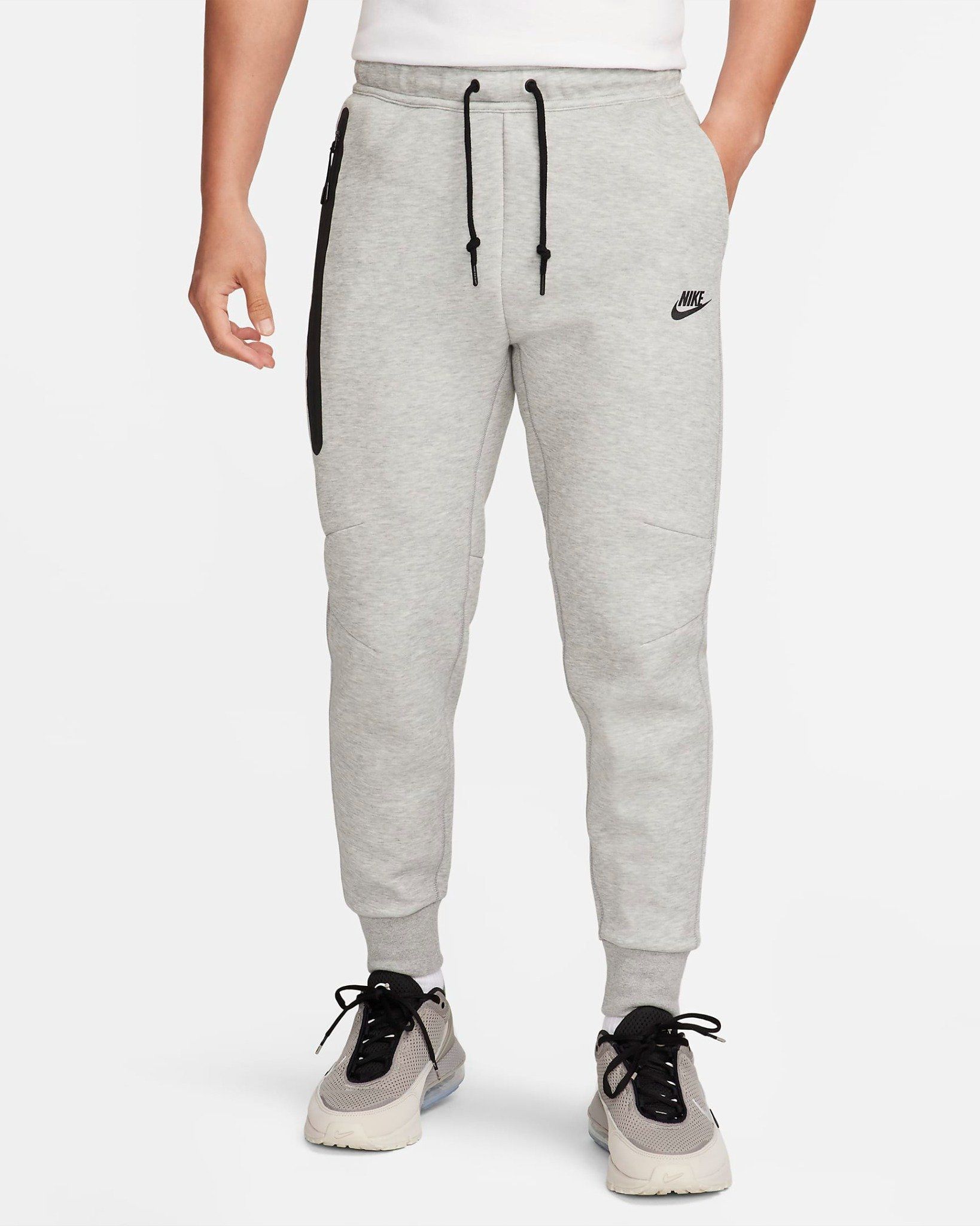 Thể Thao Nam NIKE As M Nk Tch Flc Jggr FB8003-063