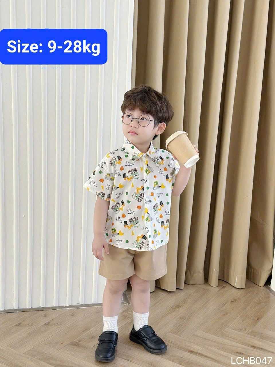 S44 _ Set sơ mi bé trai họa tiết xe phối quần kaki ngắn mềm mại _ Beekids