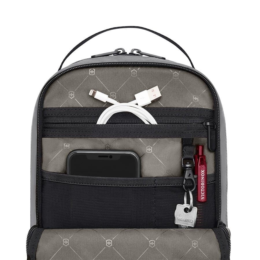 Túi đeo chéo Travel Essentials