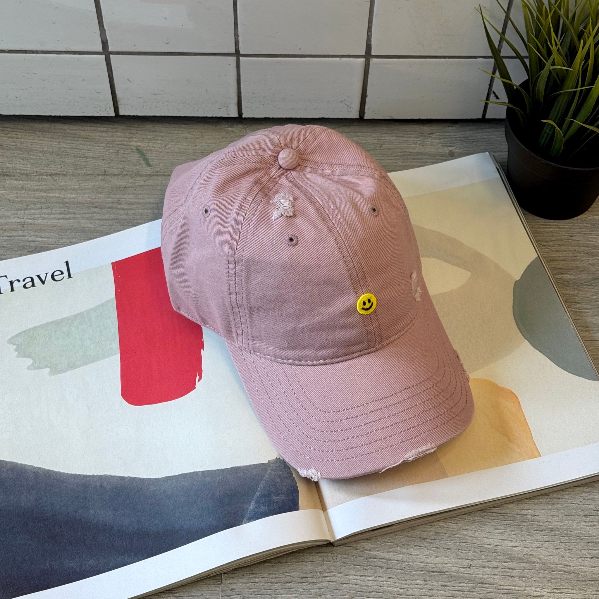 CAP EMOJI PINK