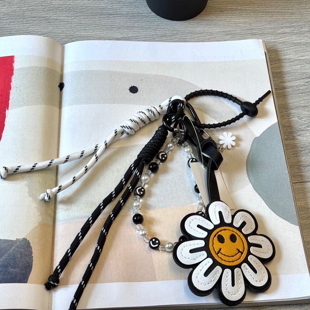 KEYCHAIN DAISY