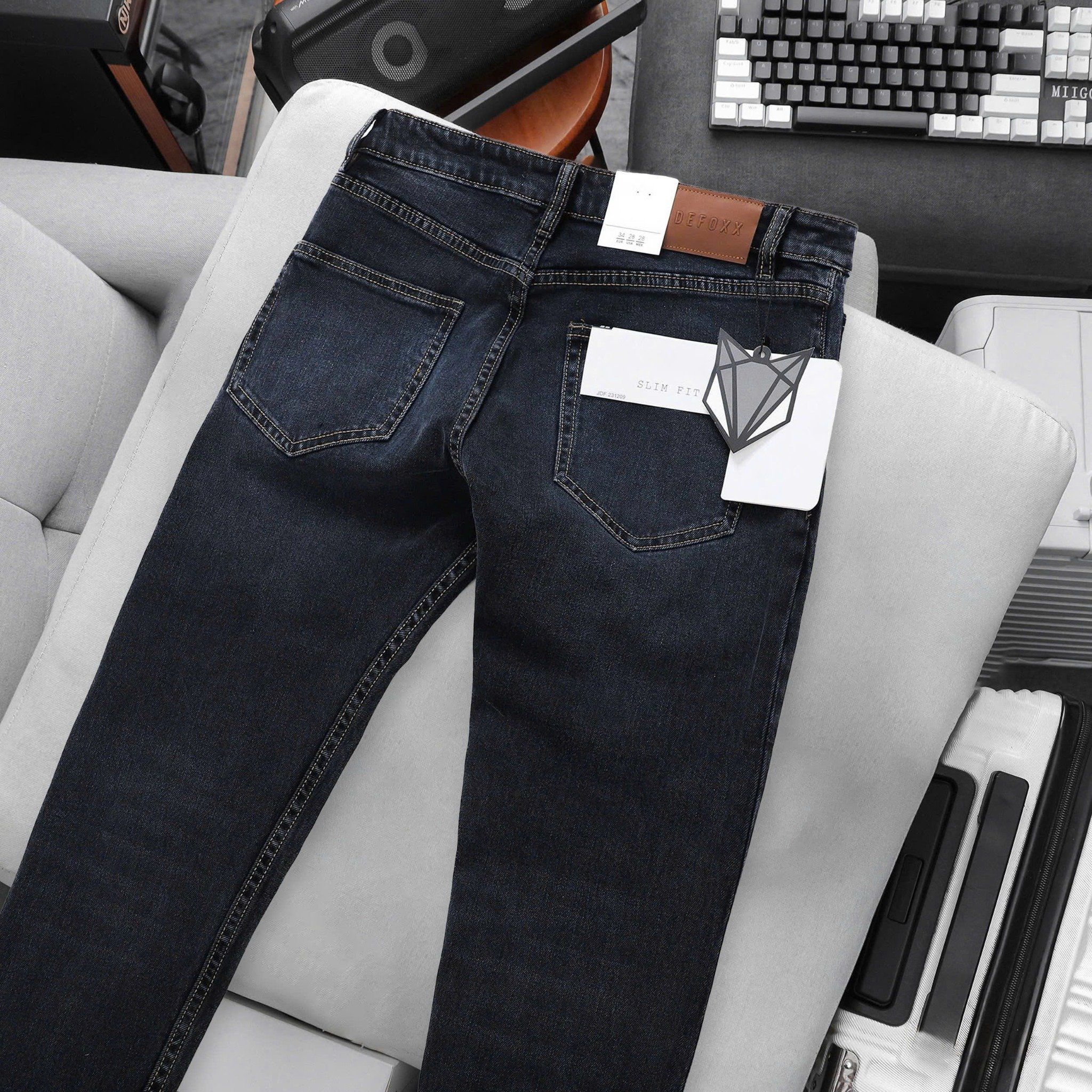 Quần Jeans Dark Blue Wash 1896